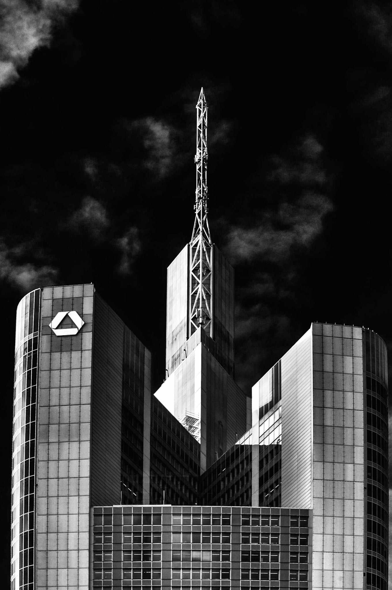 The contrasts in Frankfurt are interesting. One block; legacy WWII and earlier architecture. Next block, and sometimes across the street, modern towers. I guess the tour guide was right; WWII carpet bombing creates a lot of opportunities for new design and construction,