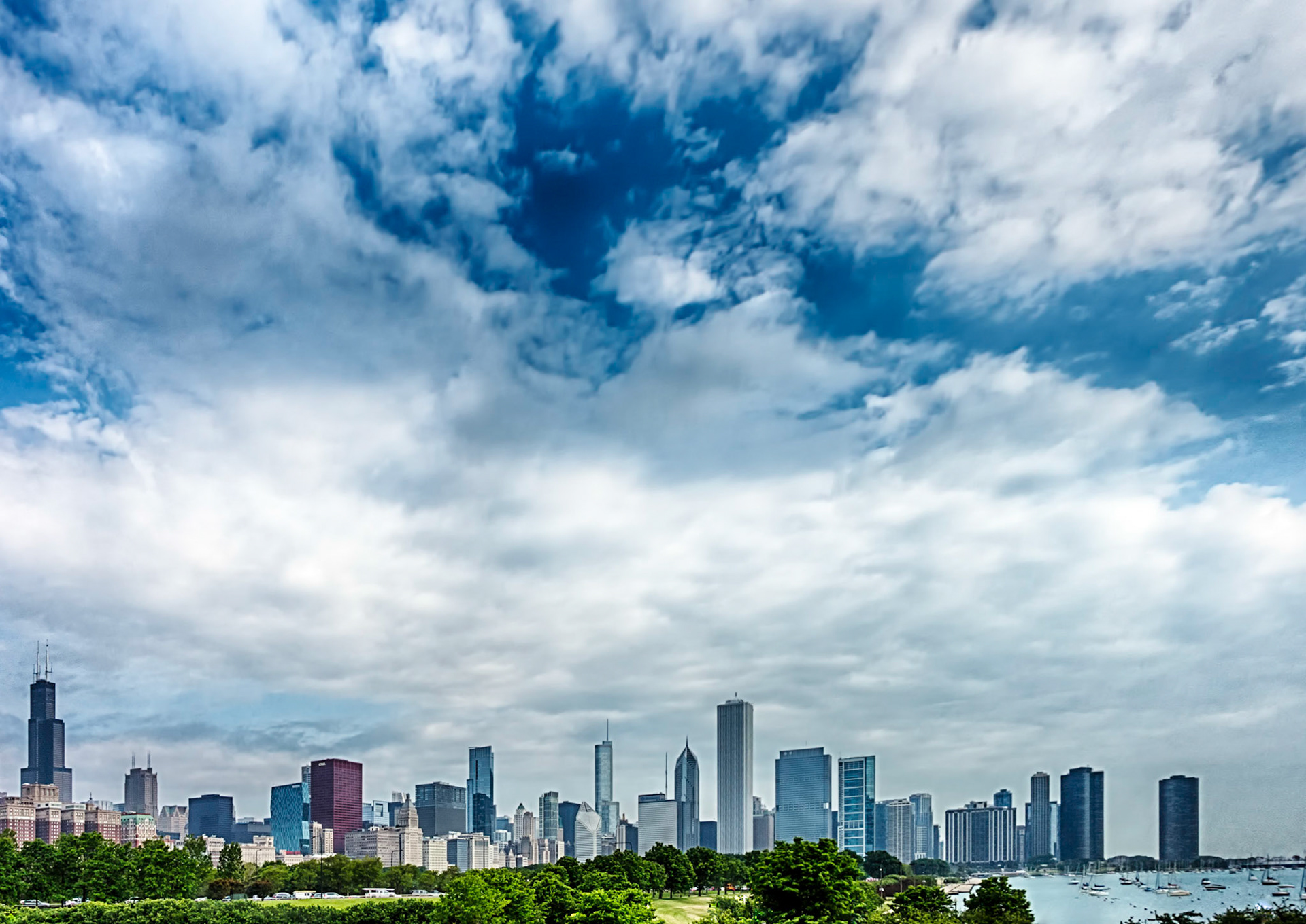 chicago skyline as seen from the Field Museum