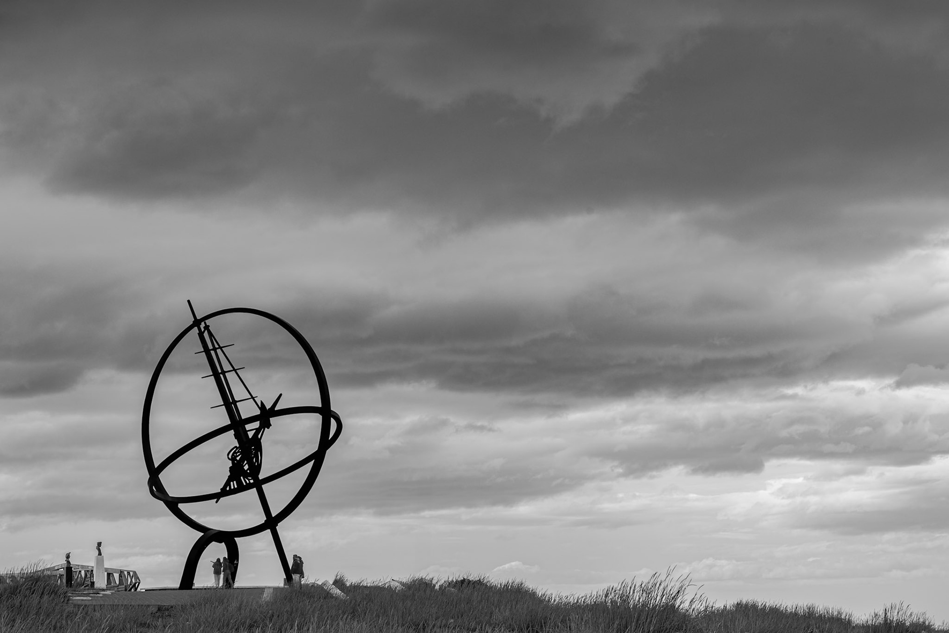 Circunnavegación Sculpture on the waterfront in Punta Arenas.