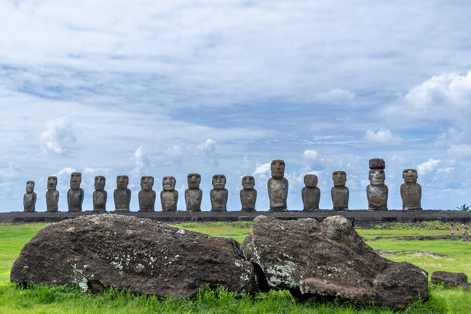 To try and understand the scale of this scene check far right to see people to try and put some size to the Moai.