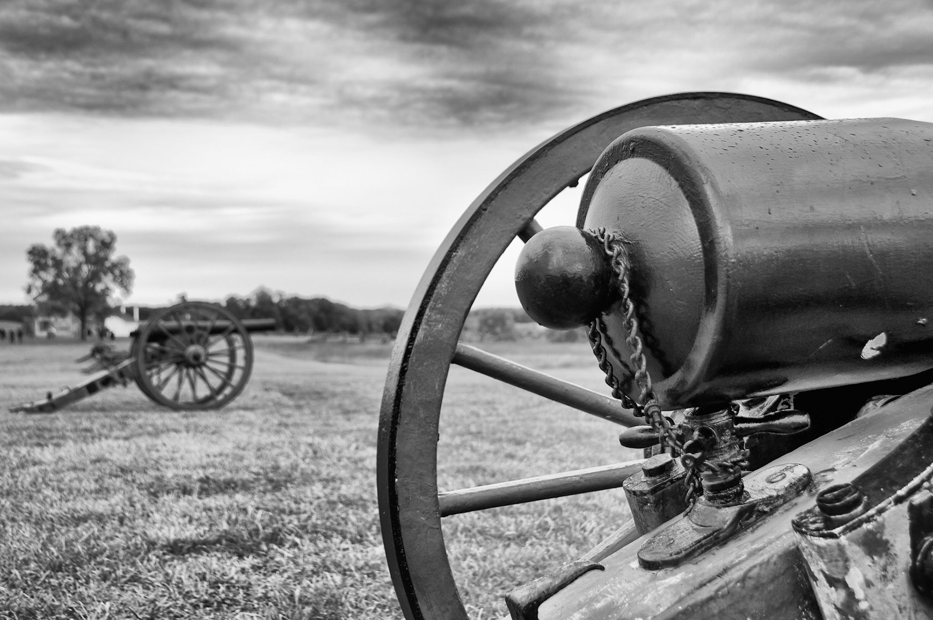 Rickett's guns on Henry Hill, Monassas Battlefield. I didn't want a typical photo of the guns/canon's. Rather a closer, sharply focused, view with the others for context seemed like a more interesting way to tell that story.