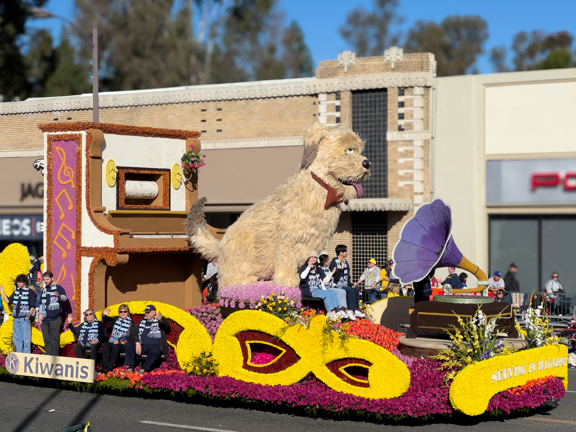 Remember the underconstruction shot of this fella from earlier :D