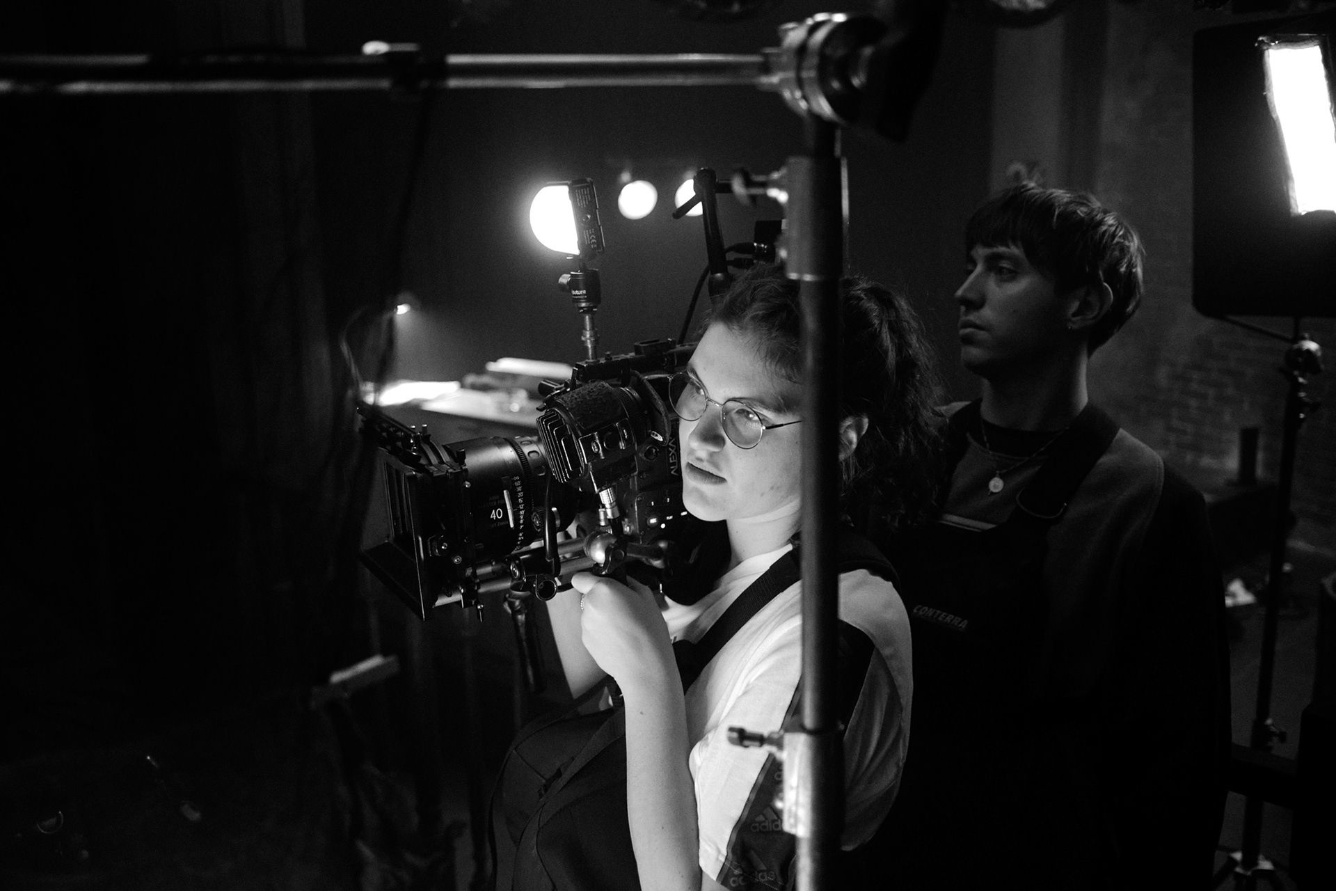 Juliette Gaudin, étudiante FEMIS, cadreuse, sur le tournage du court métrage « L’Etoile »
