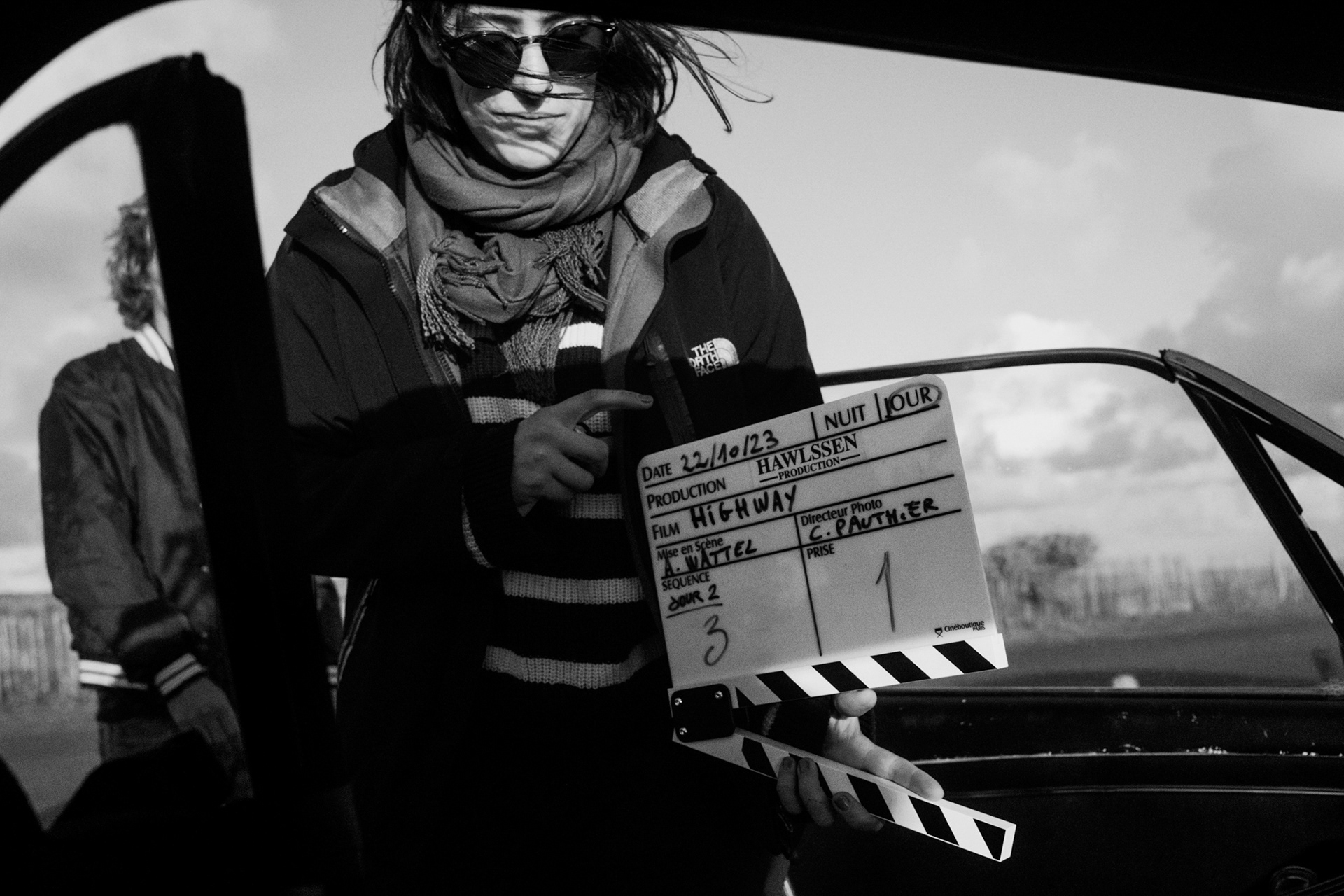 Claude Rojas, machiniste, sur le tournage du court métrage « Highway »