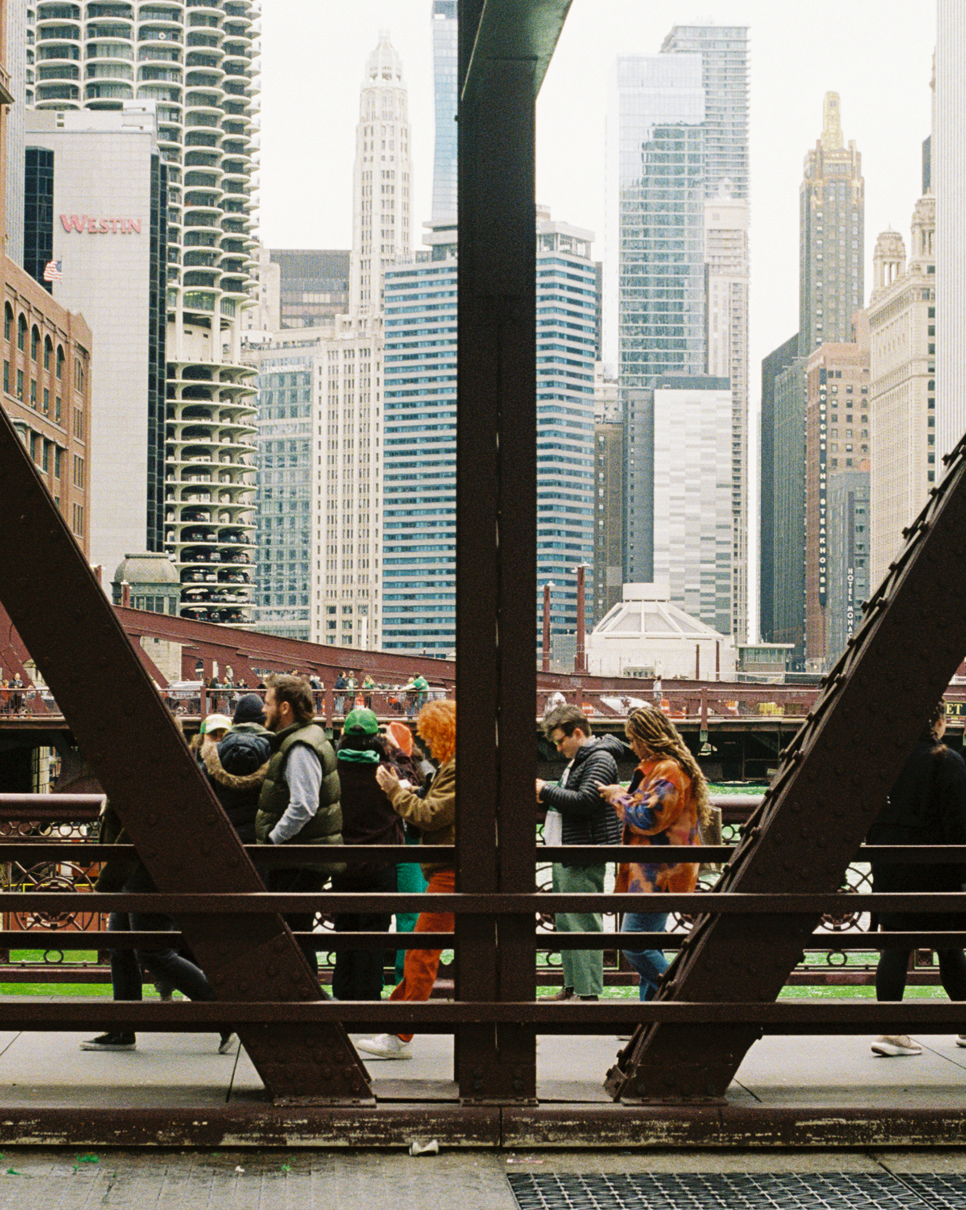 Chicago River Dyeing 2023