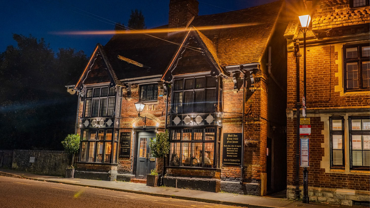 Interior - The Spitfire in Kings Hill