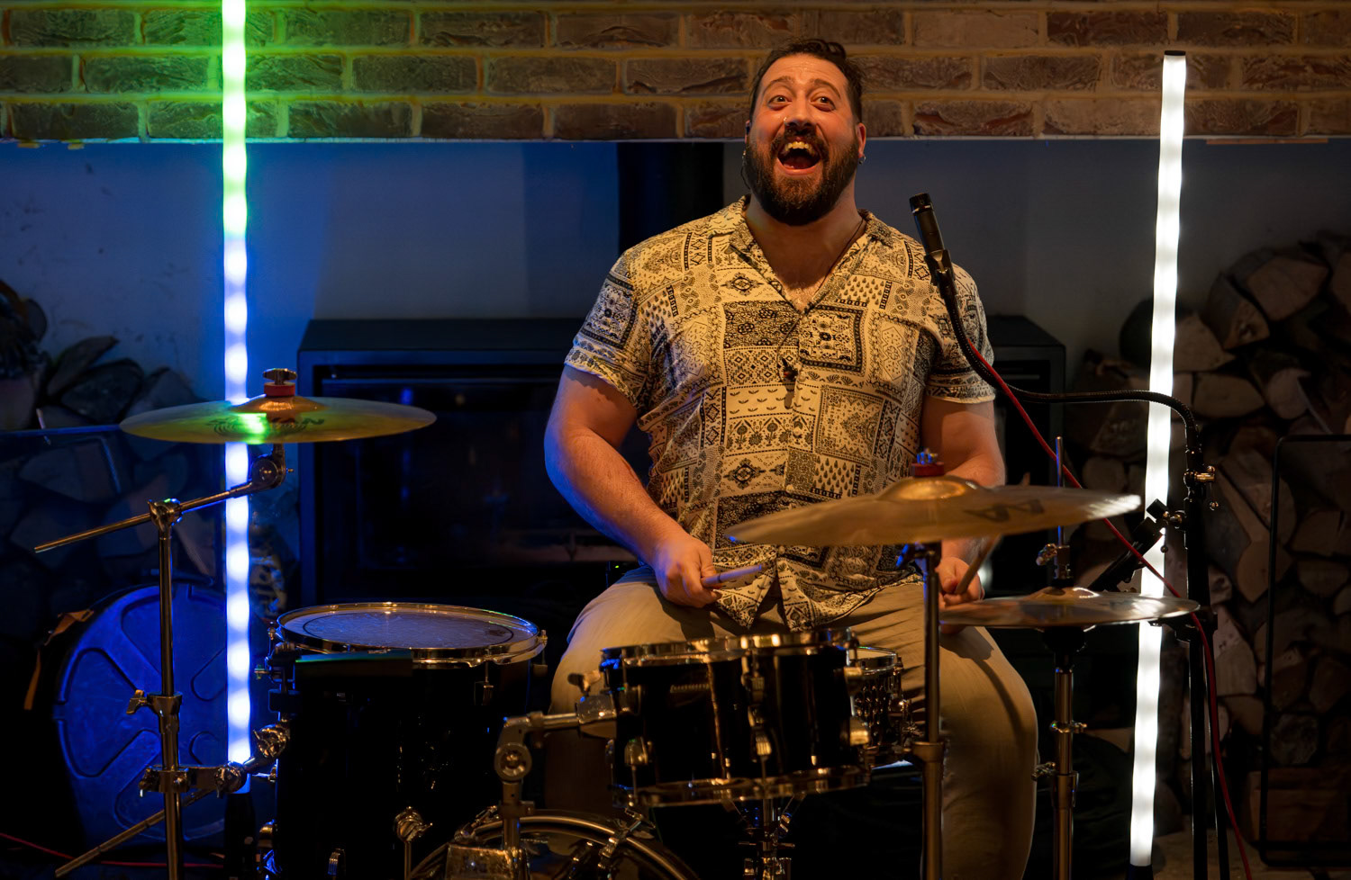 Phat Gandalf Performing