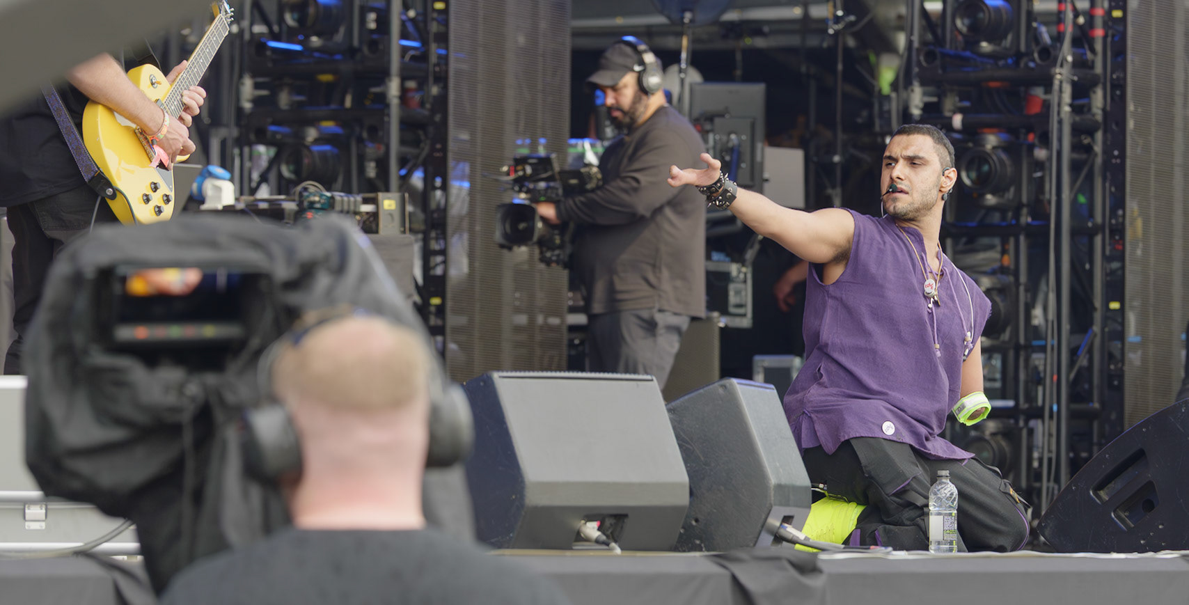 Emmanuel Kelly on stage at the Isle of Wight Festival 2025