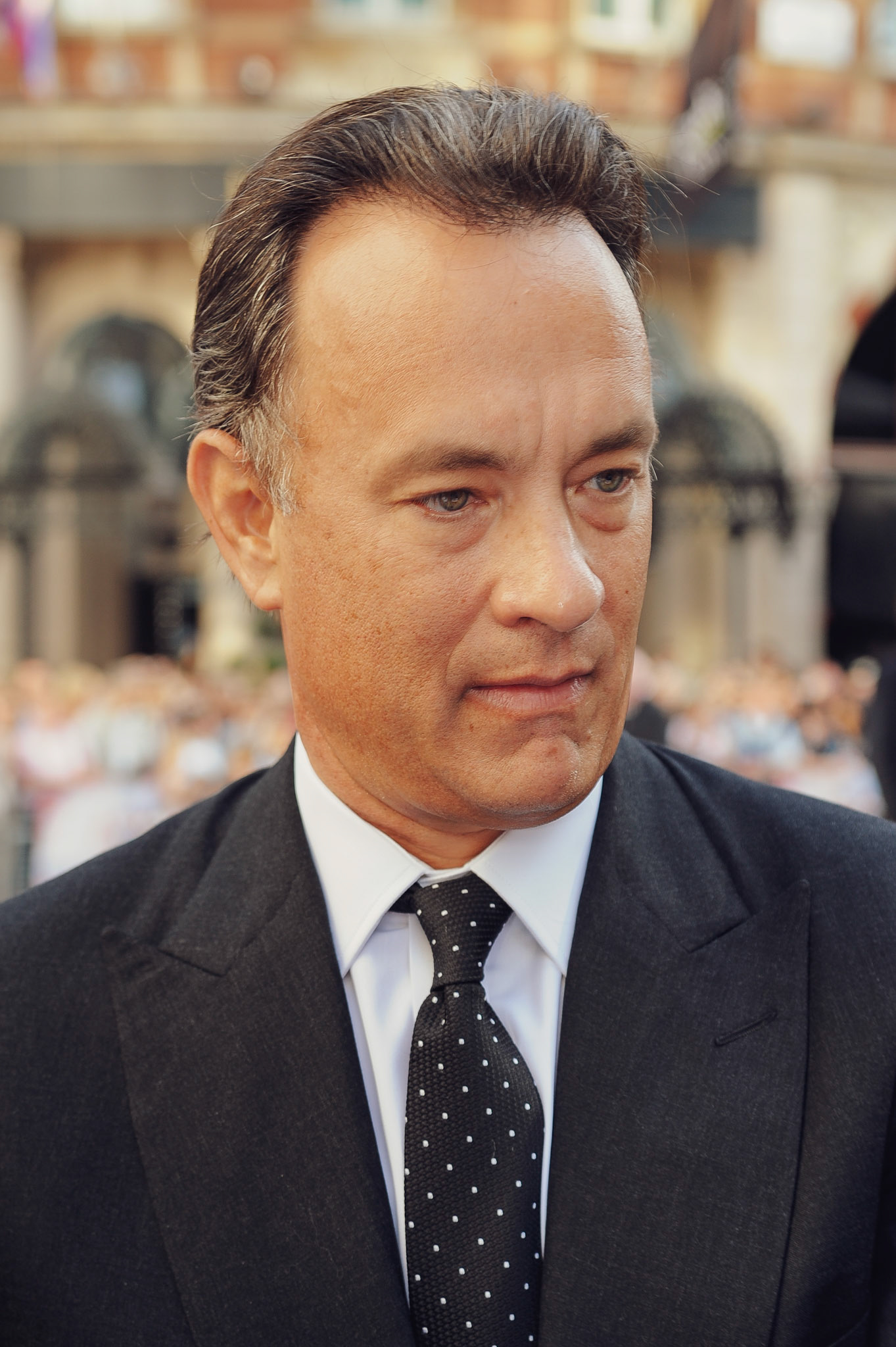 TOM HANKS