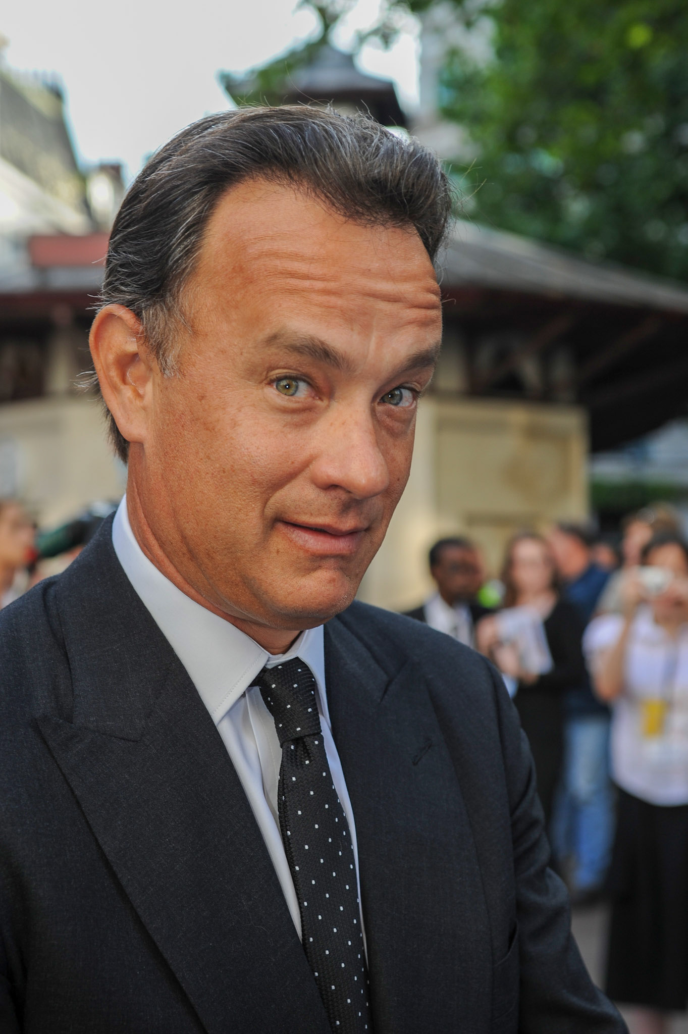 TOM HANKS