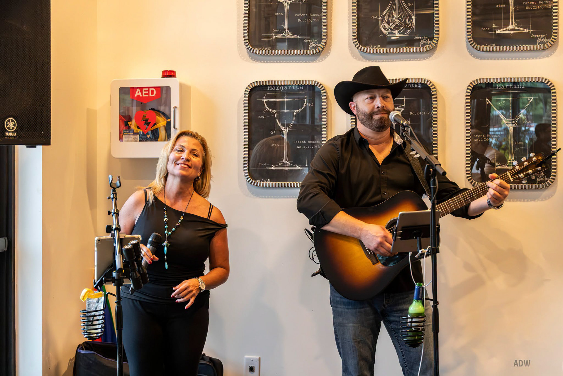 ACOUSTIC SETS