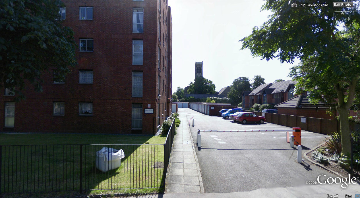 27 Lloyd House