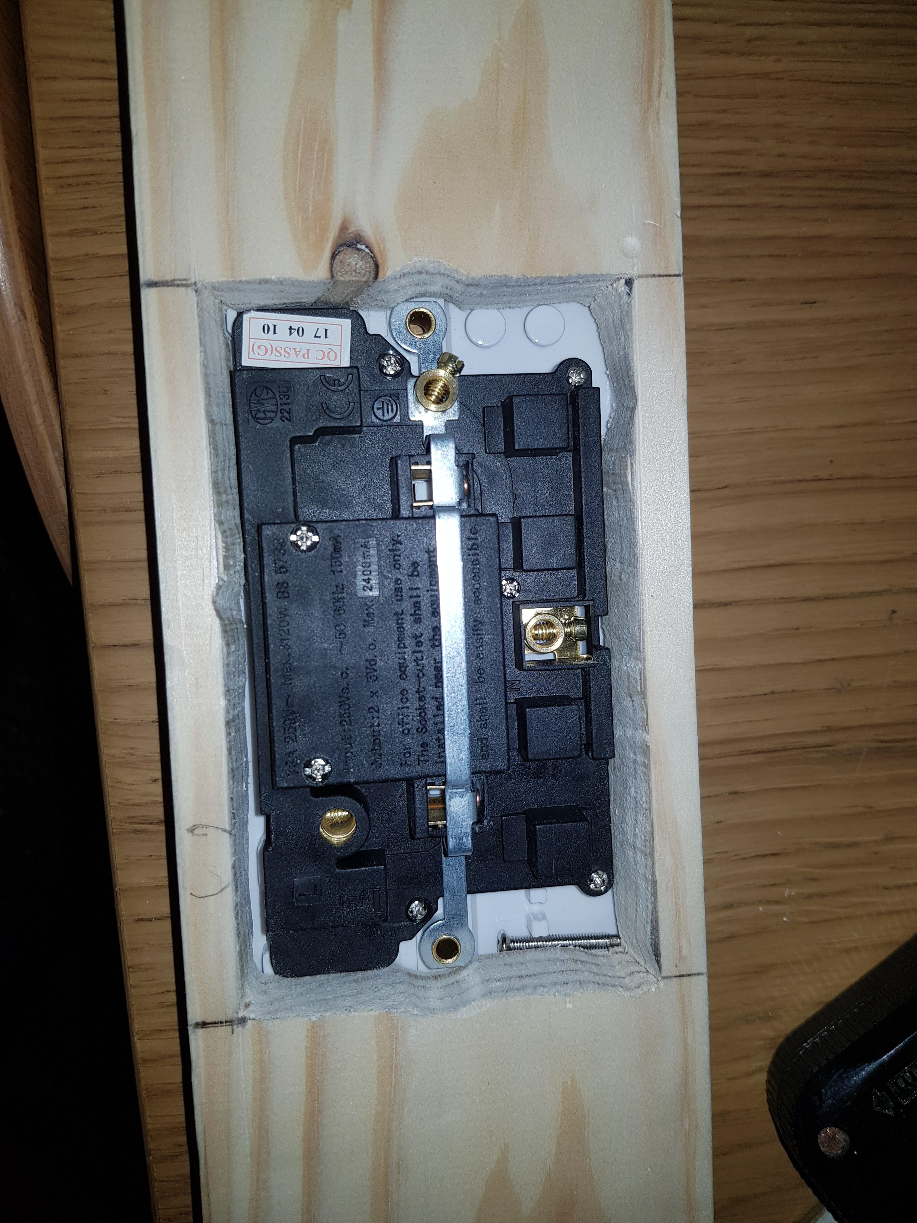 4 Fit Power Sockets