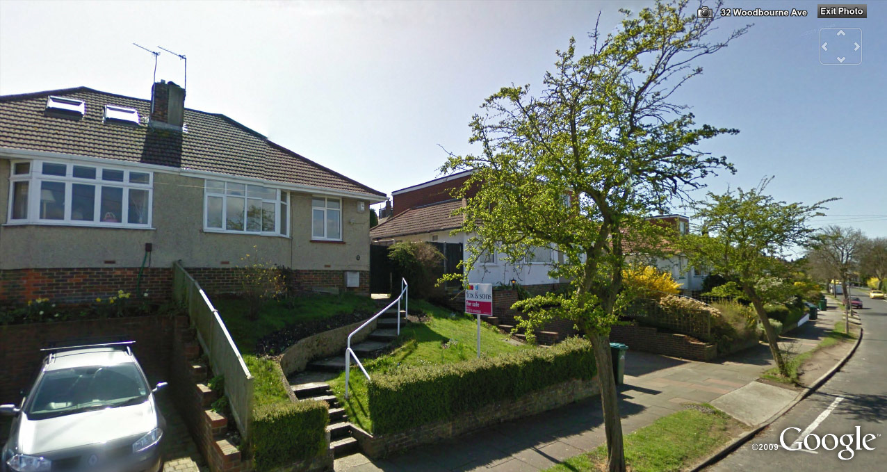 30 Woodbourne Avenue