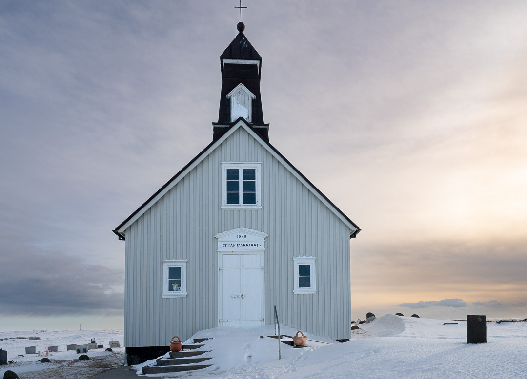 Strandakirkja uit 1888