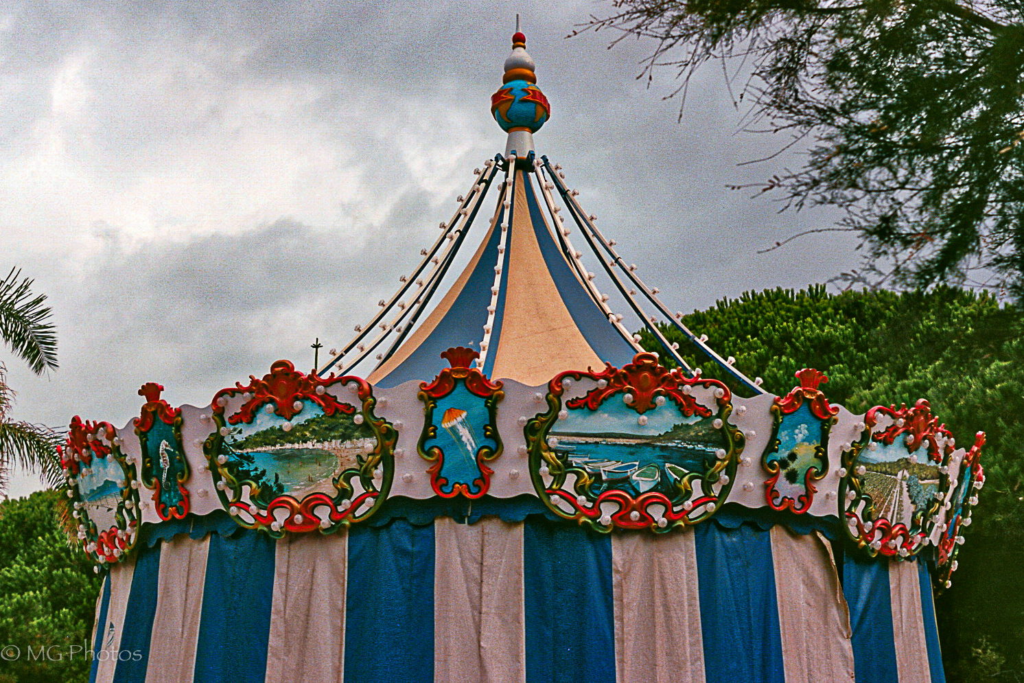 Chapiteau (LEICA M3)