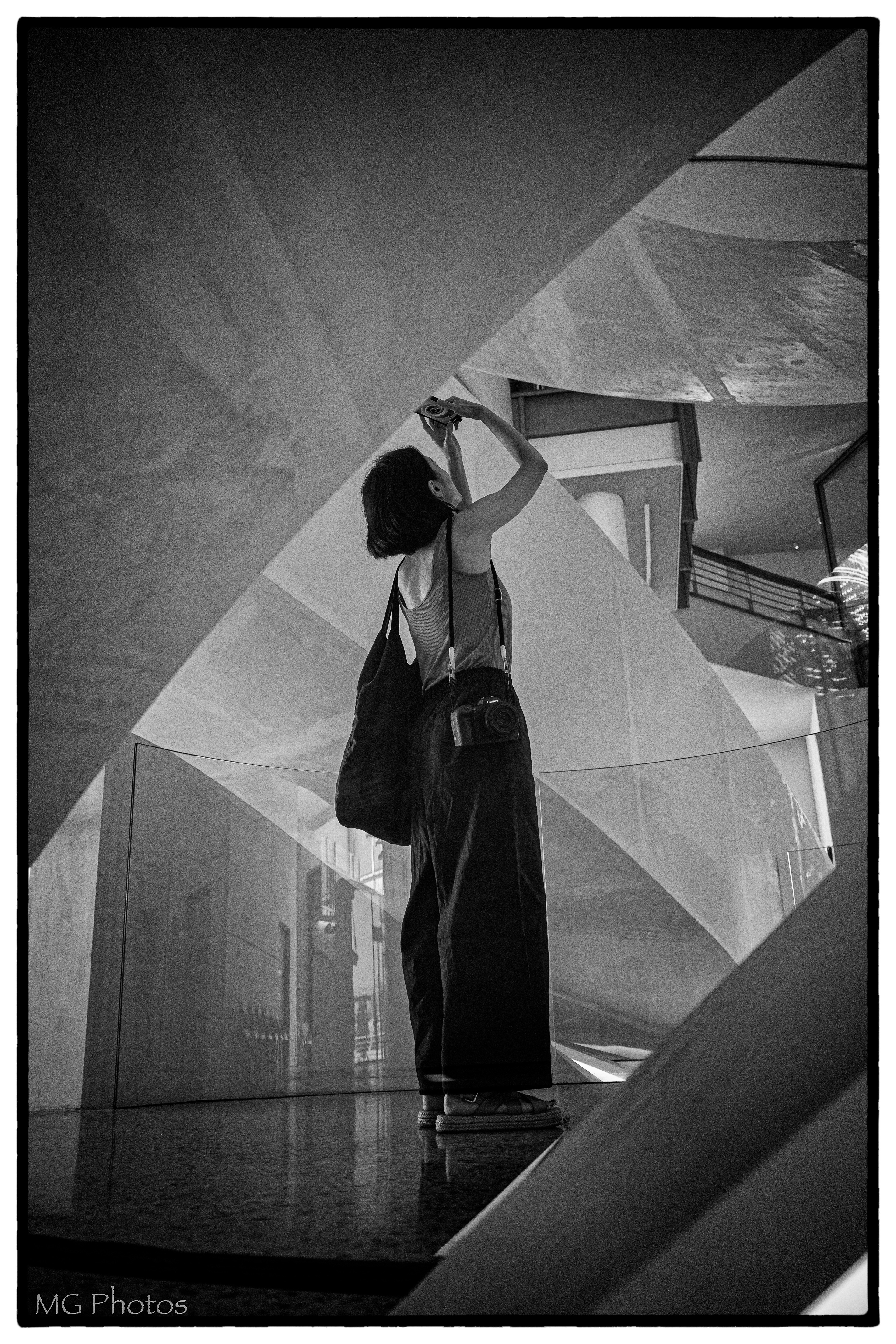 china Luma (Arles, Ricoh GR3 street edition)