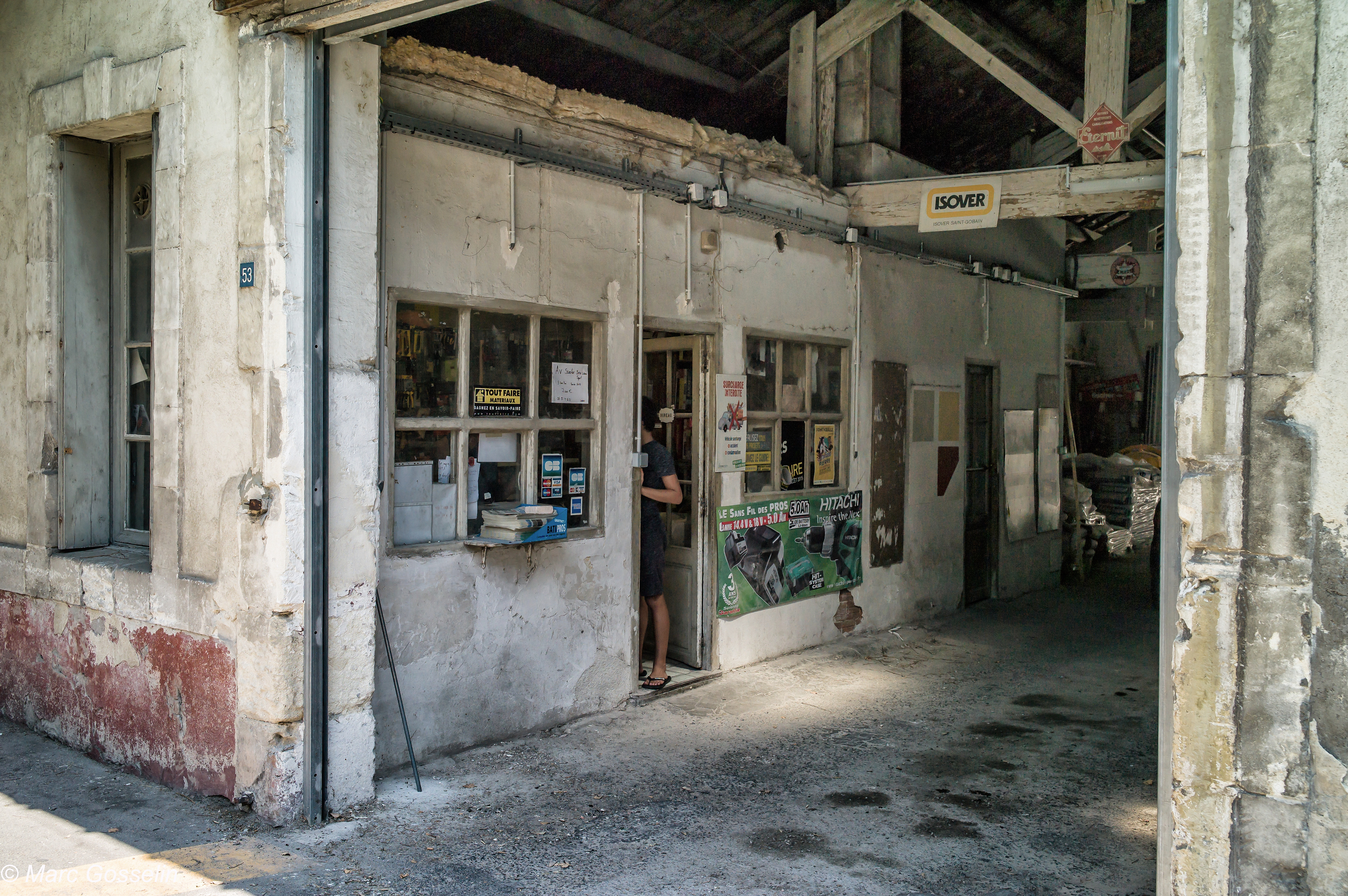 Garage, Arles