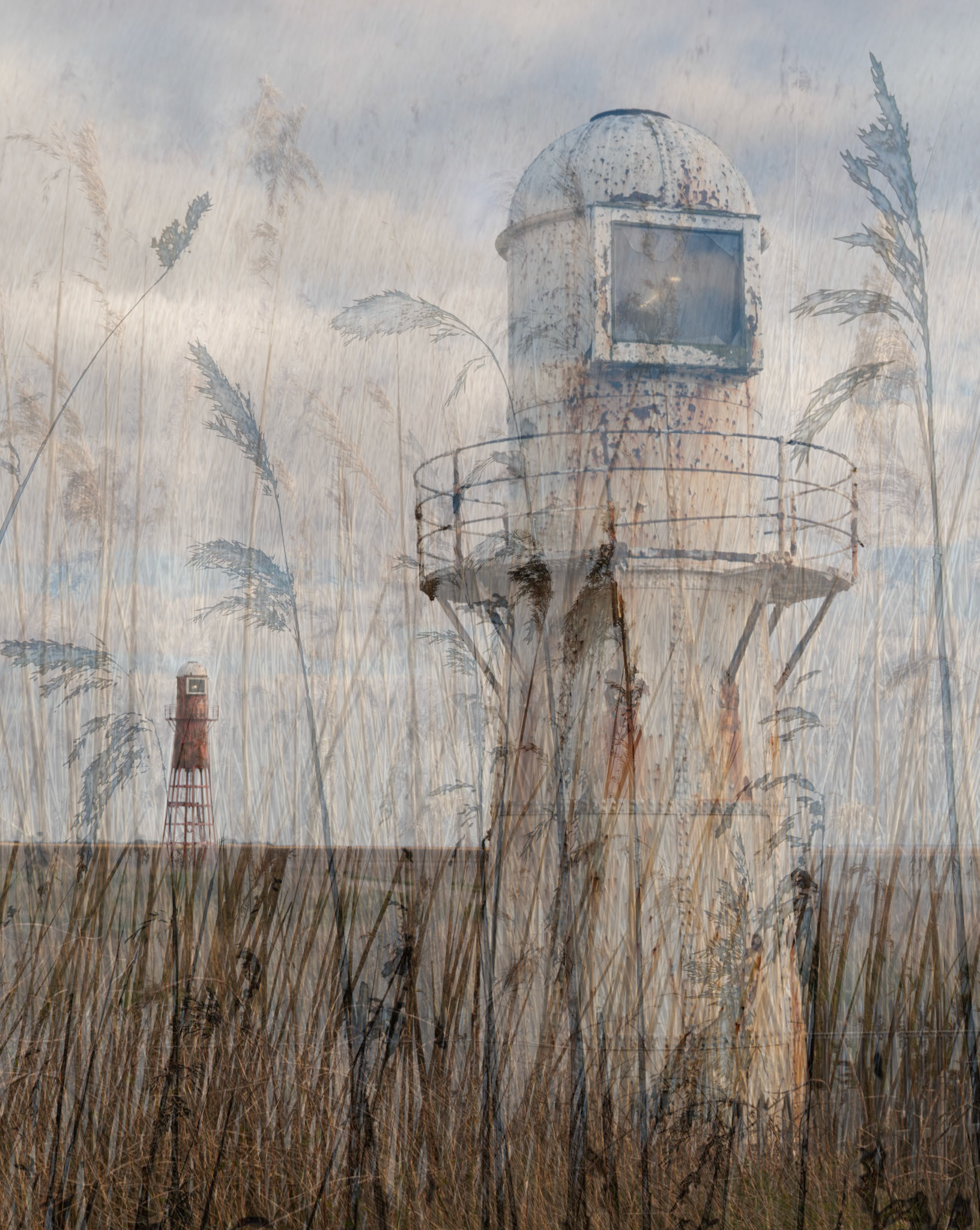 Lighthouses on the marsh (Thorngumbald)