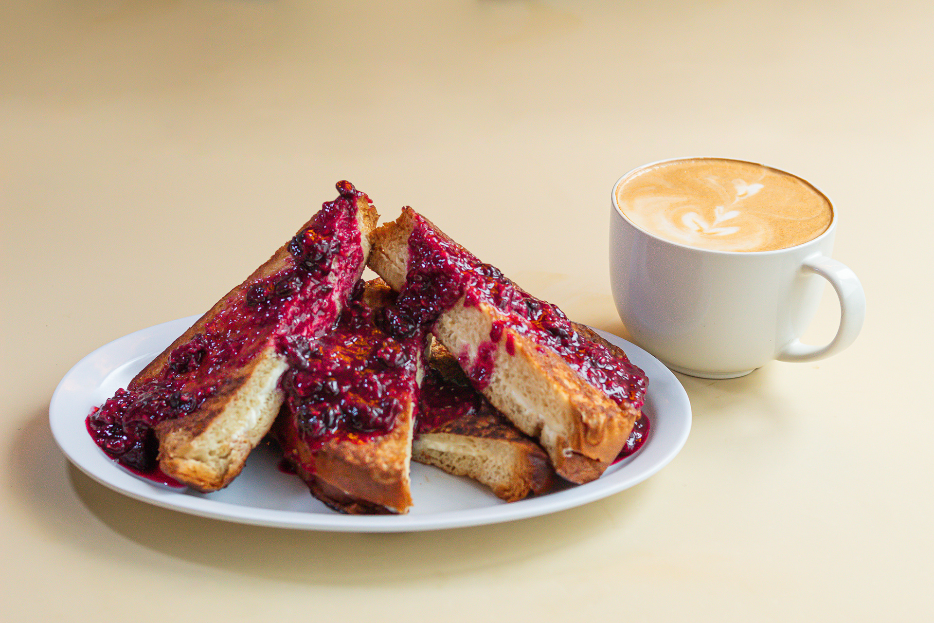Pan Francés & Capuccino