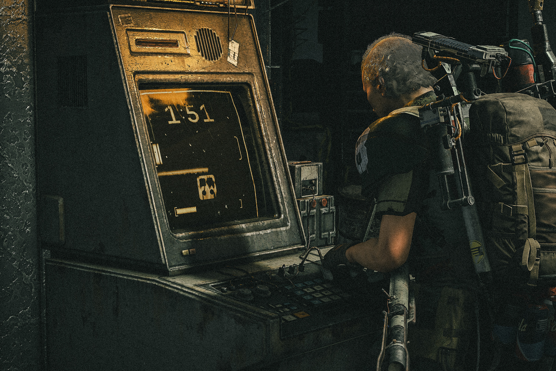 Bertha programs the train, returning to Speranza.