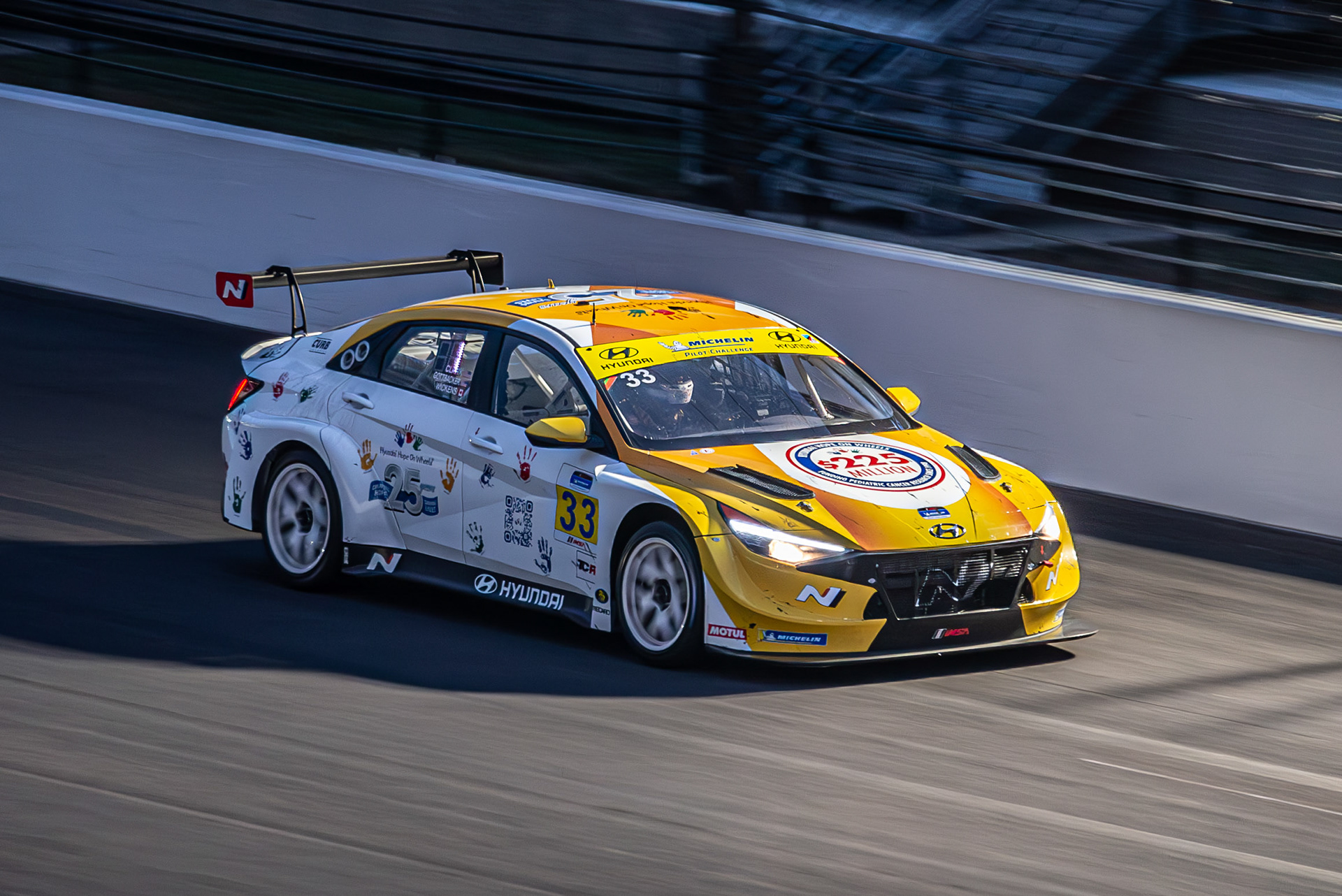 Working knowledge and experience are critical when shooting as the light fades. I was the last photog still shooting at this point in the evening.