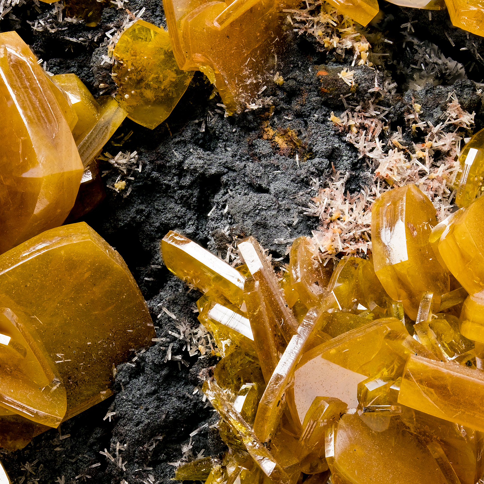 Wulfenite, Hemimorphite - Ahumada Mine, Mexico