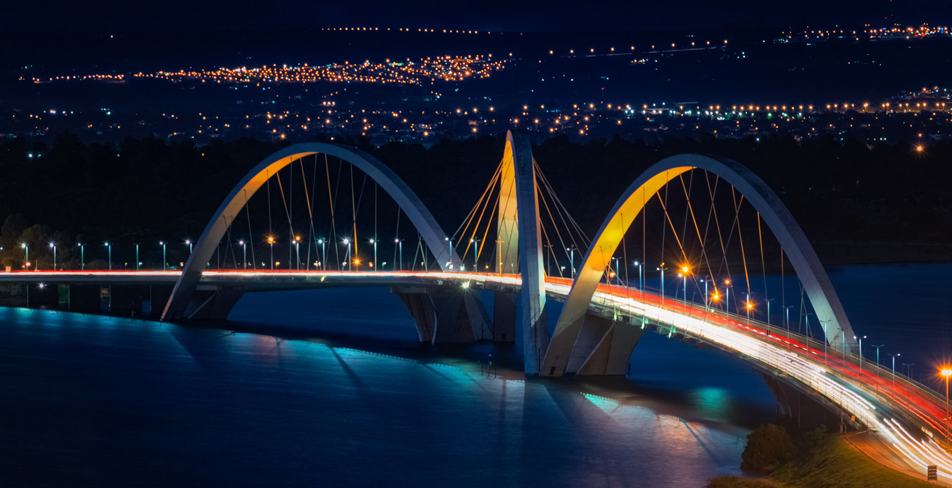 Jucelino Kubitschek Bridge