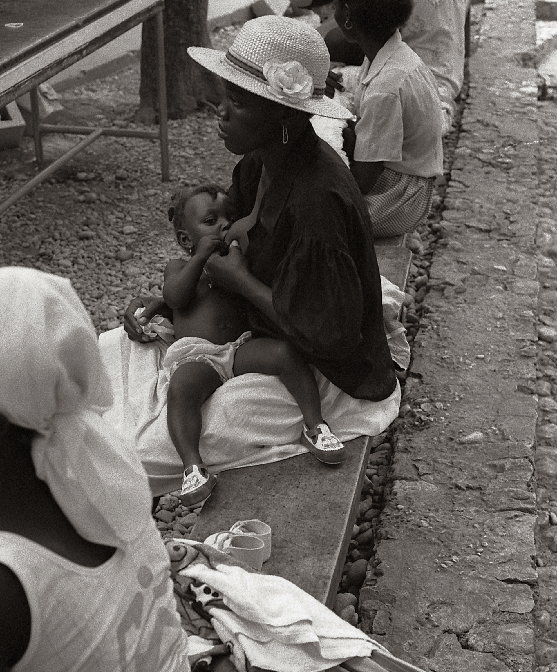 1992 Hospital Albert Schweitzer. The hospital is located in the Lower Artibonite Valley. The 131-bed is the only 24/7 full-service hospital serving a population roughly the size of Anaheim, California.