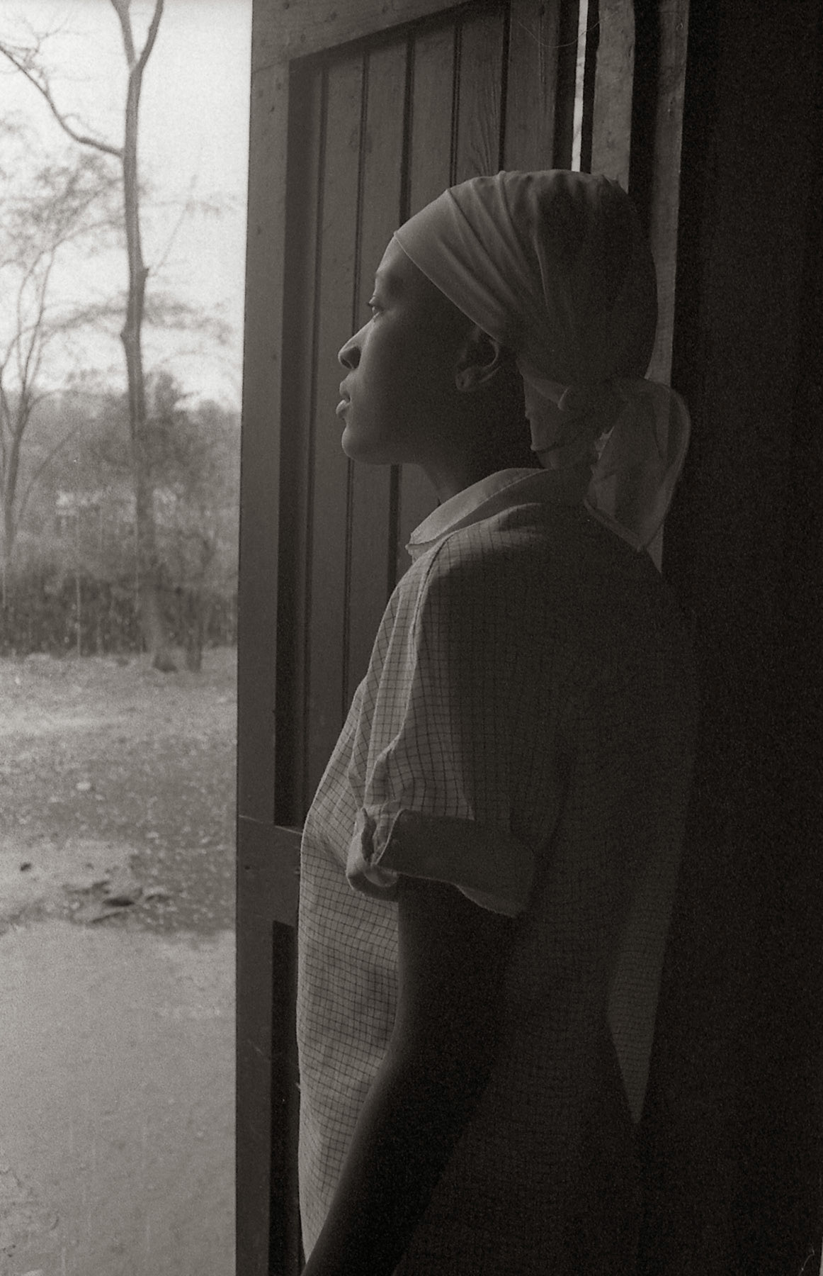 1992 Hospital Albert Schweitzer. The hospital is located in the Lower Artibonite Valley. The 131-bed is the only 24/7 full-service hospital serving a population roughly the size of Anaheim, California.