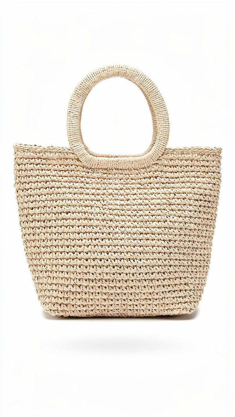 "Raffia bag packshot"