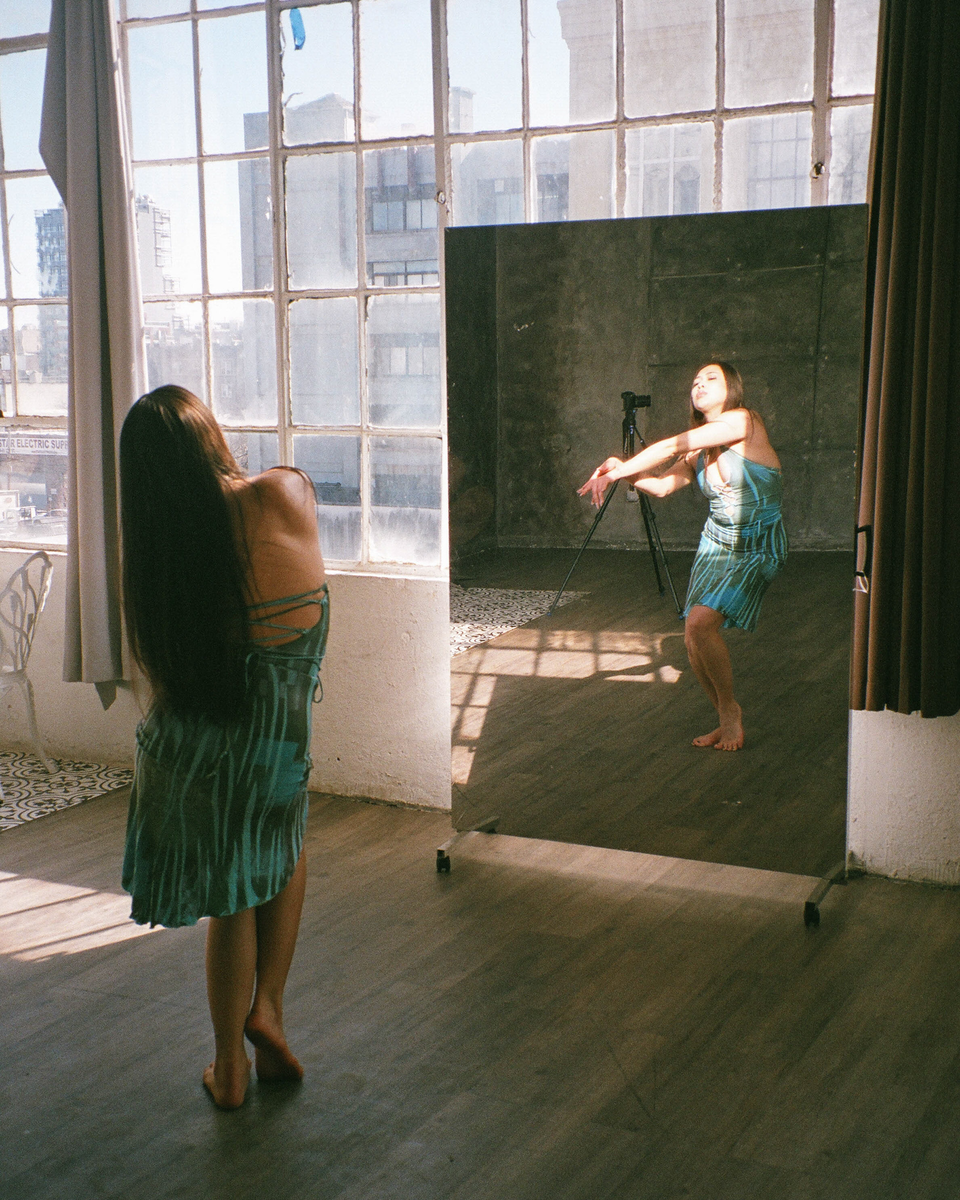 Ikah Toktar warms up before a music video shoot. Brooklyn, NY.