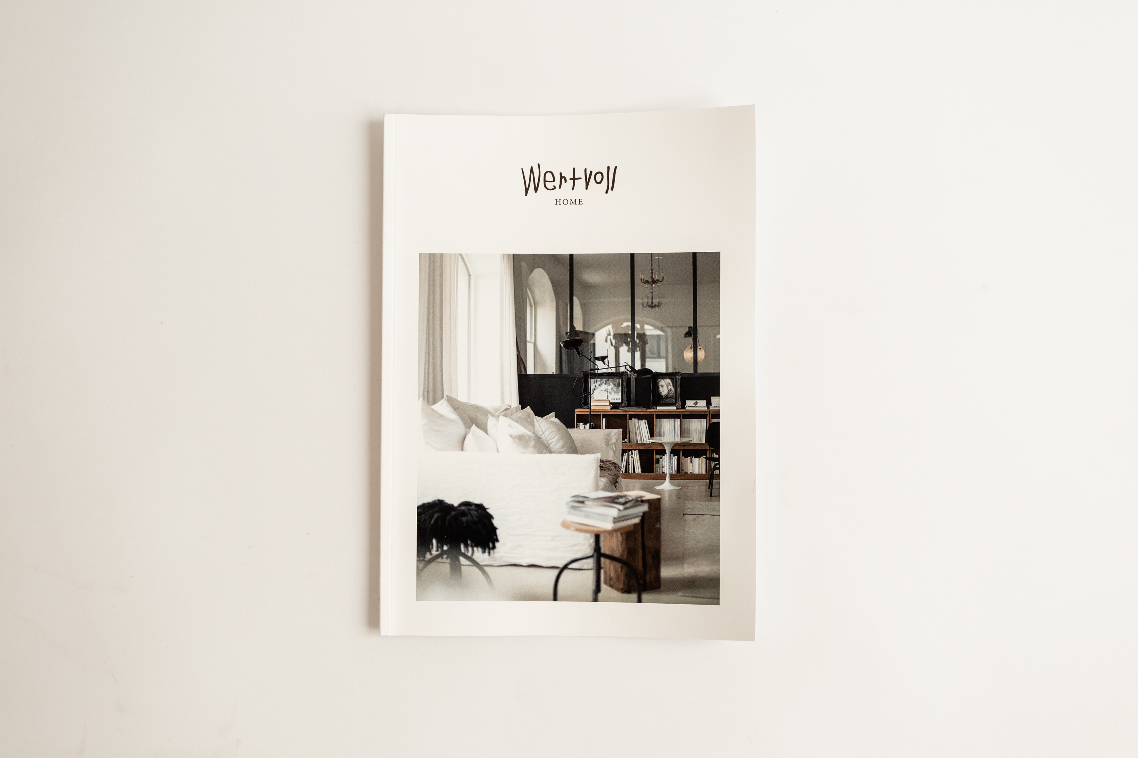 Magazine and website design for www.wertvoll-home.de