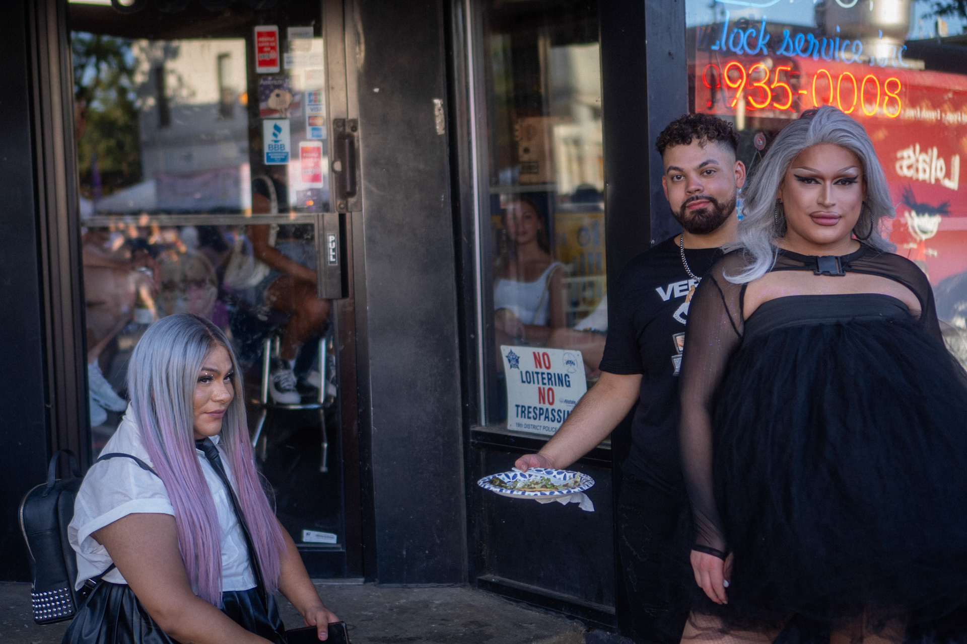 shot while eating - they were a little wary but I think their looks were absolutely fantastic