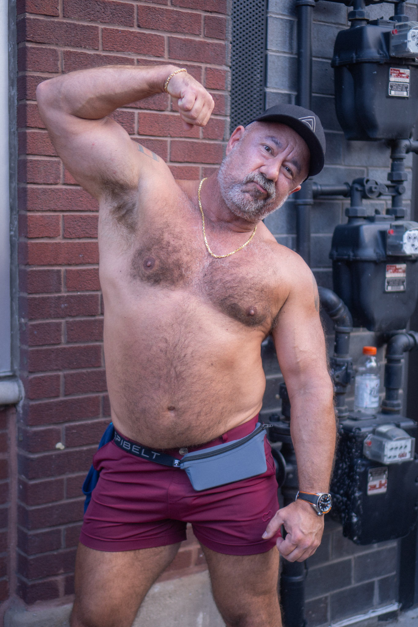 my DJ friend Teddy humored me and mugged for the camera