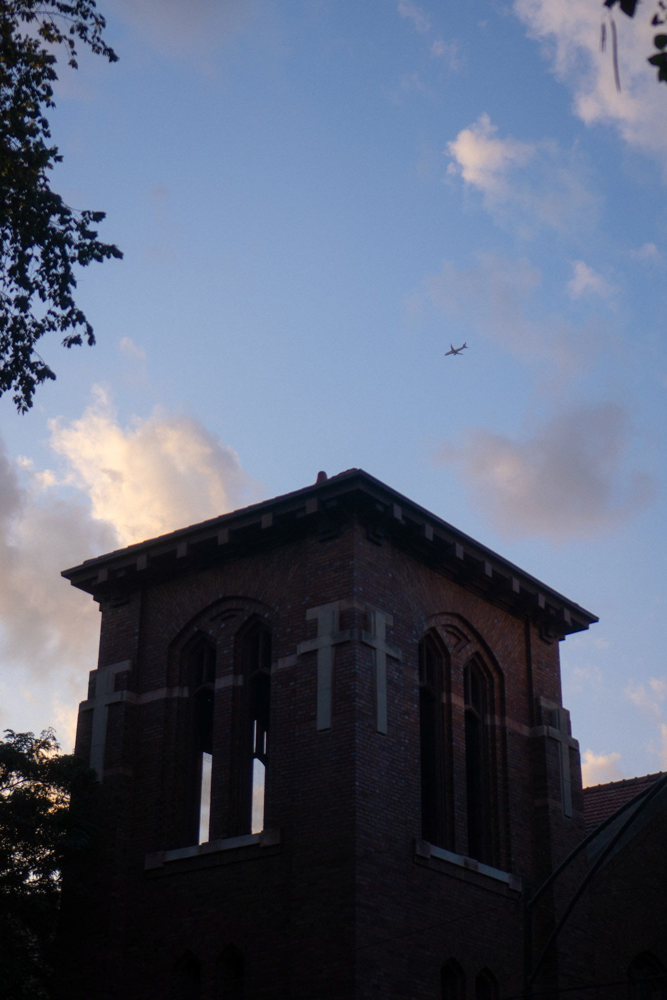 peeks of sky through the church - and a flight above - love this aspect of the city