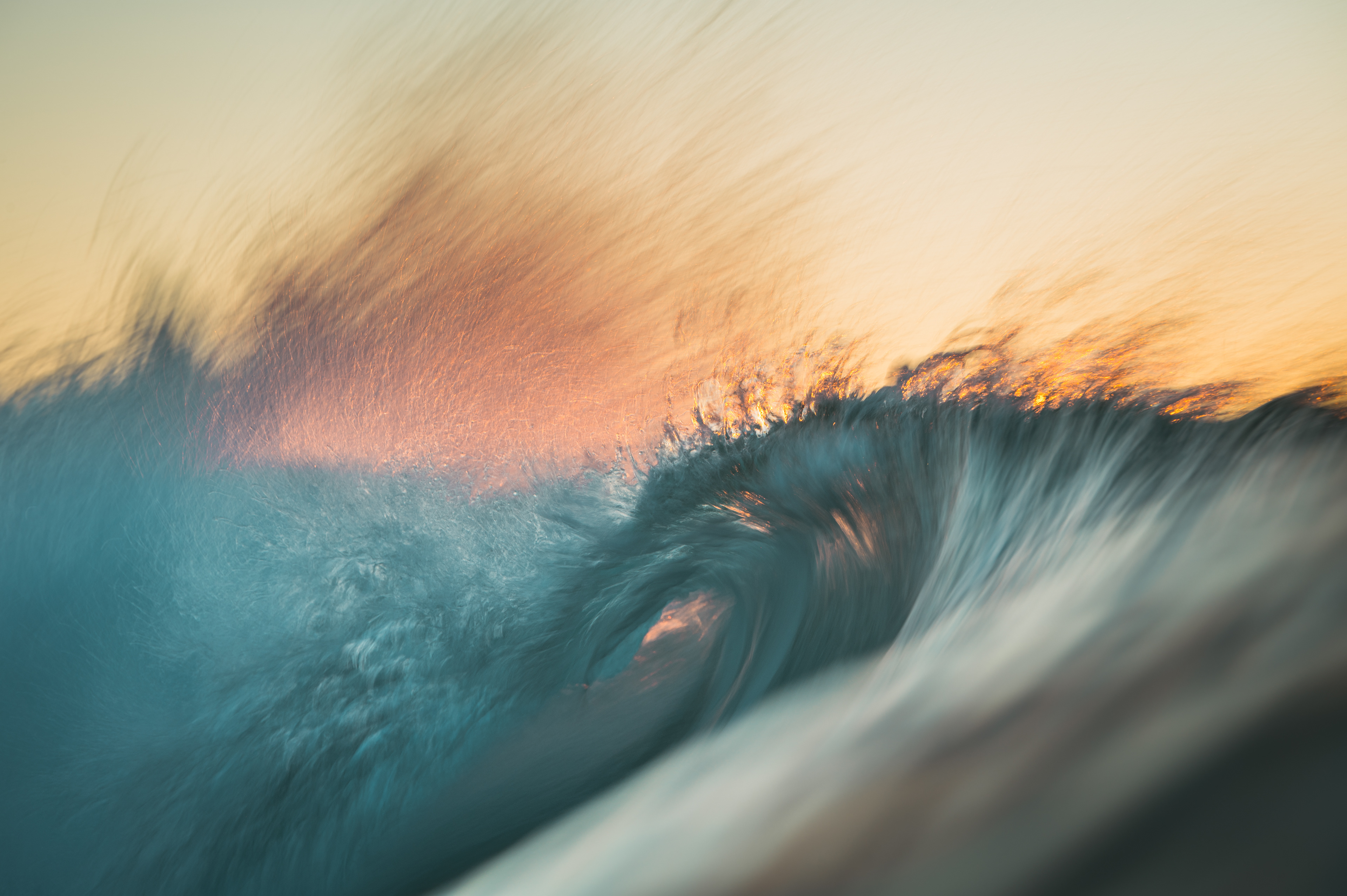 Tunnel Wave