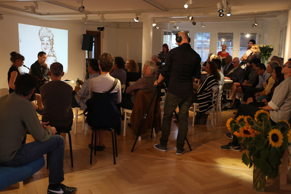Strauhof Zurich: work-in-progress reading Gion Mathias Cavelty, music Nicole Johänntgen, images Christina Benz