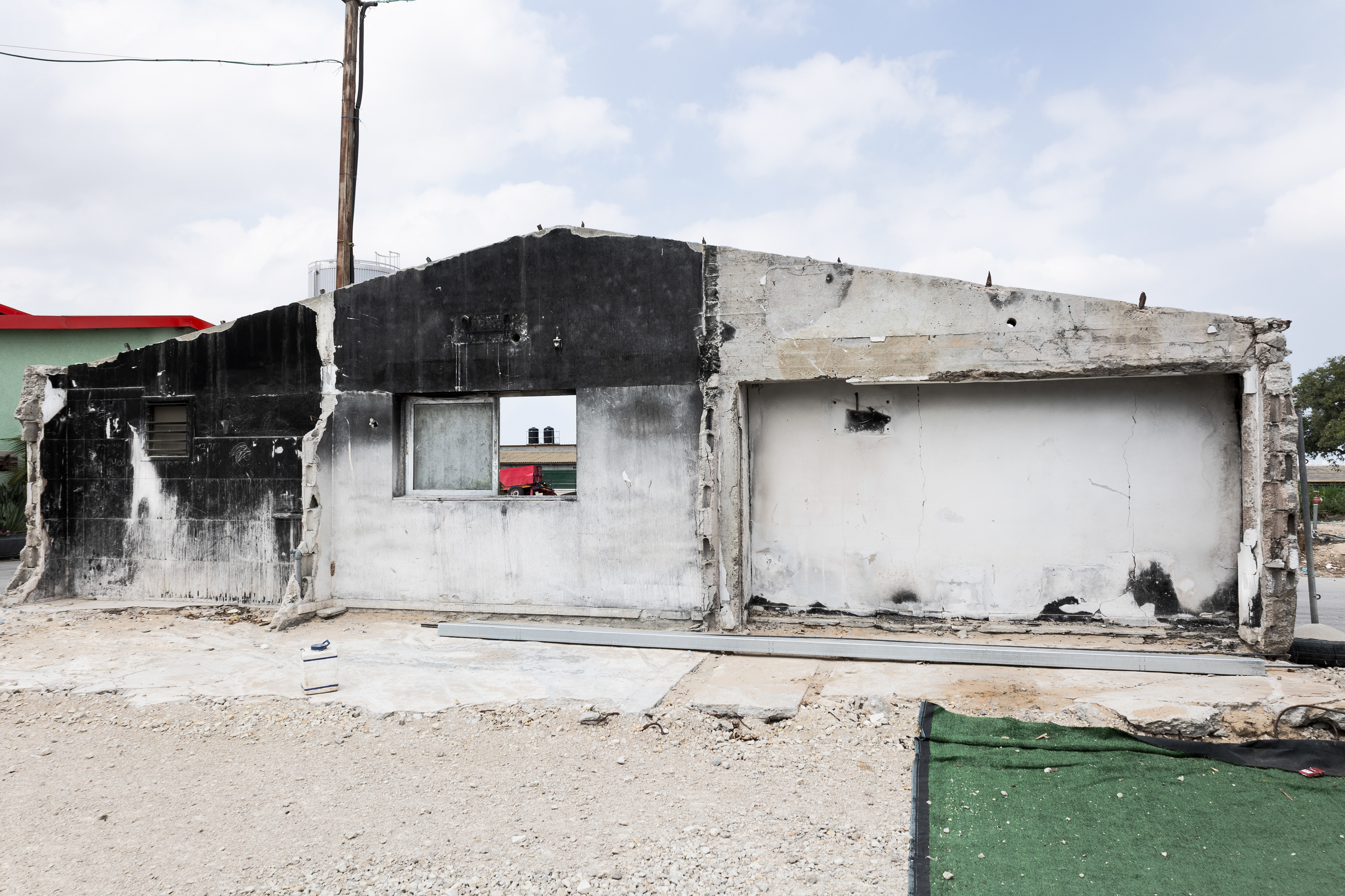 A house was destroyed in the Kibbutz Alumim during the attacks on October 7, 2023.