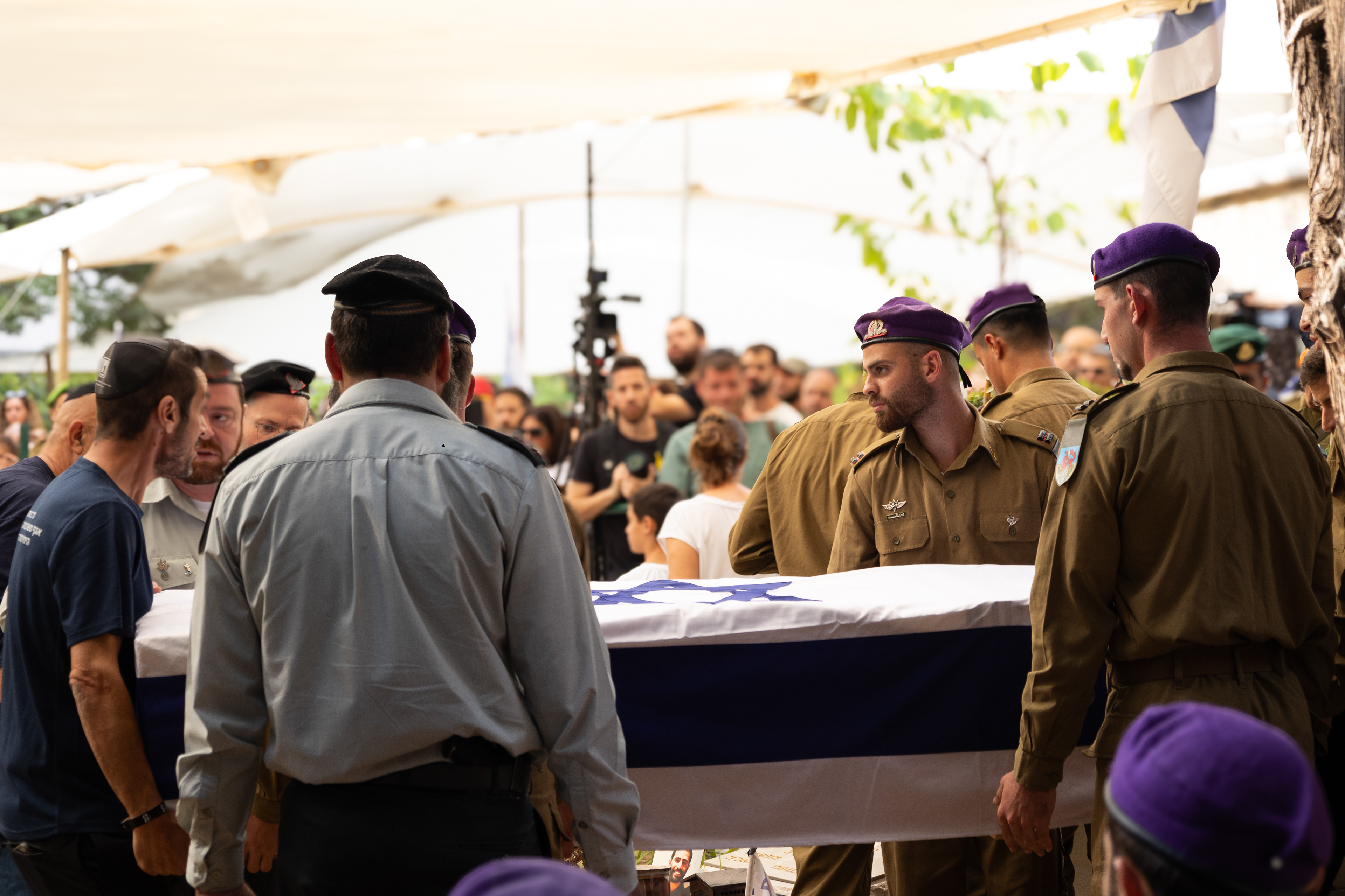 Funeral of hostage Hadar Goldin, held since 2014 in Gaza by Hamas.