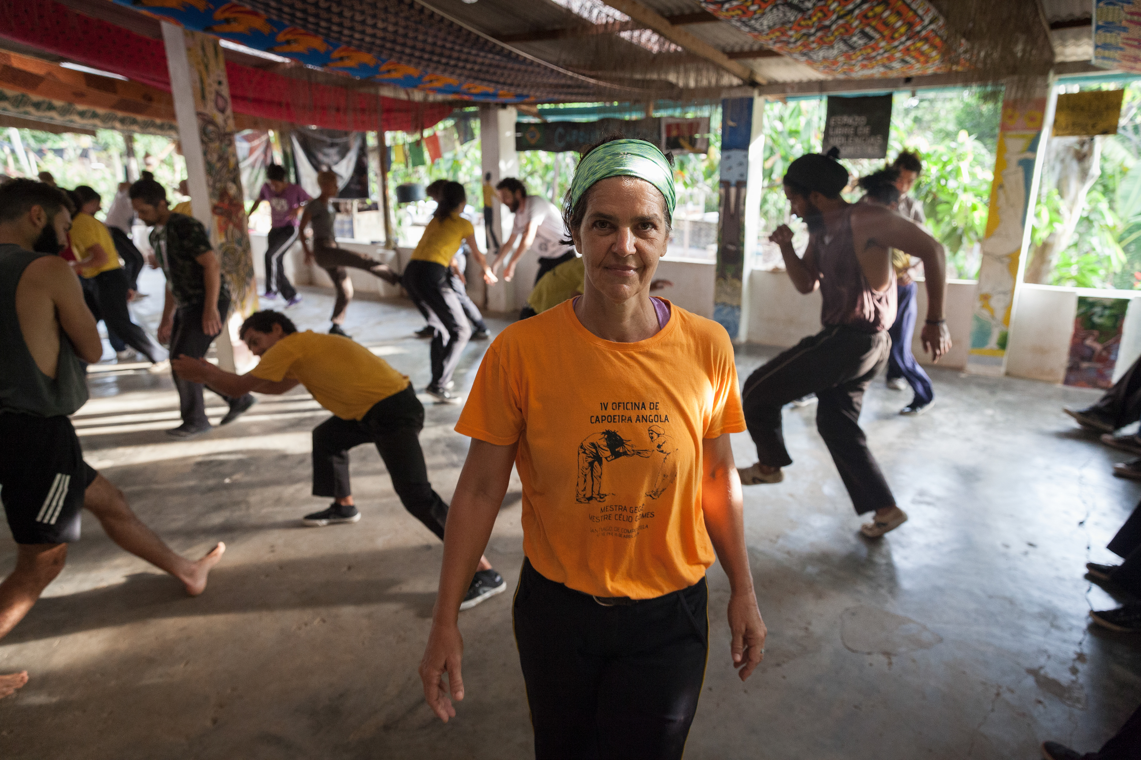 Mestre Gegê practising capoeira