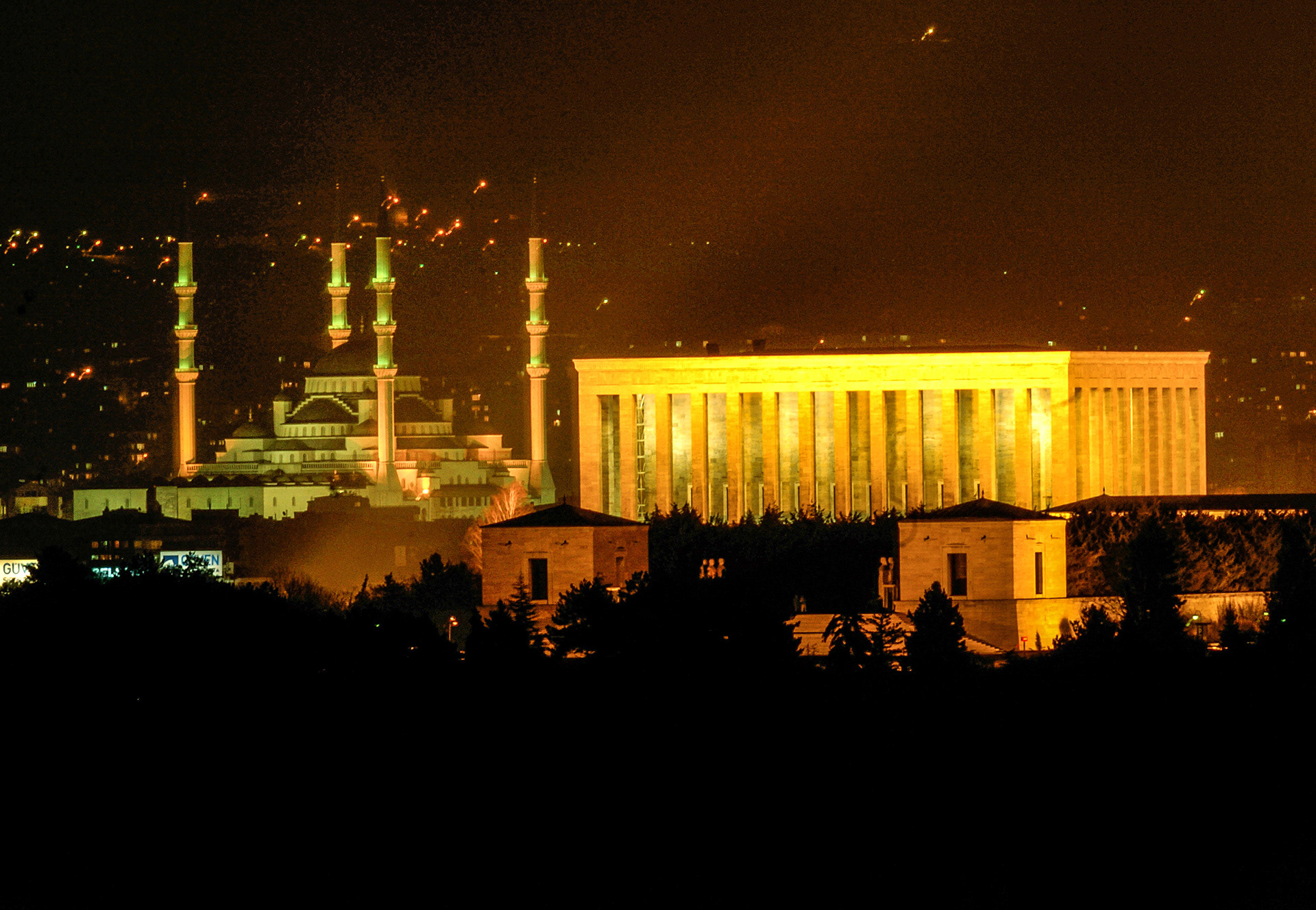 Anıtkabir ve Kocatepe Camii, Ankara, 2006