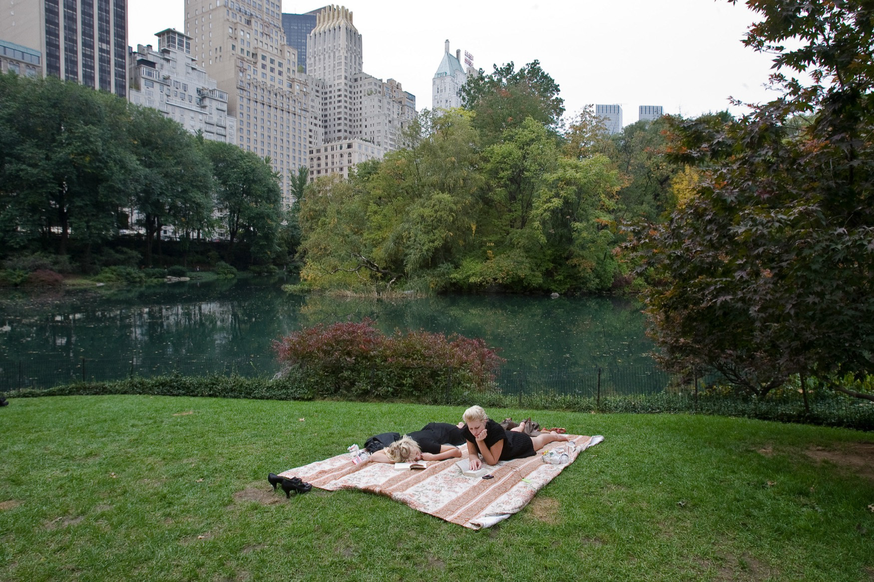 Girls Picnic, Central Park, 2009