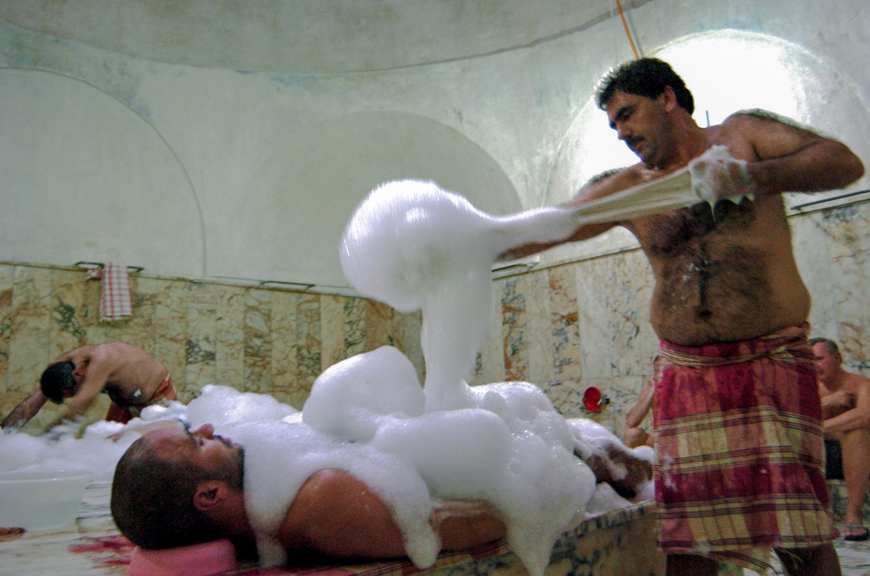 Tarihi Kemeraltı Hamamı, İzmir, 2005