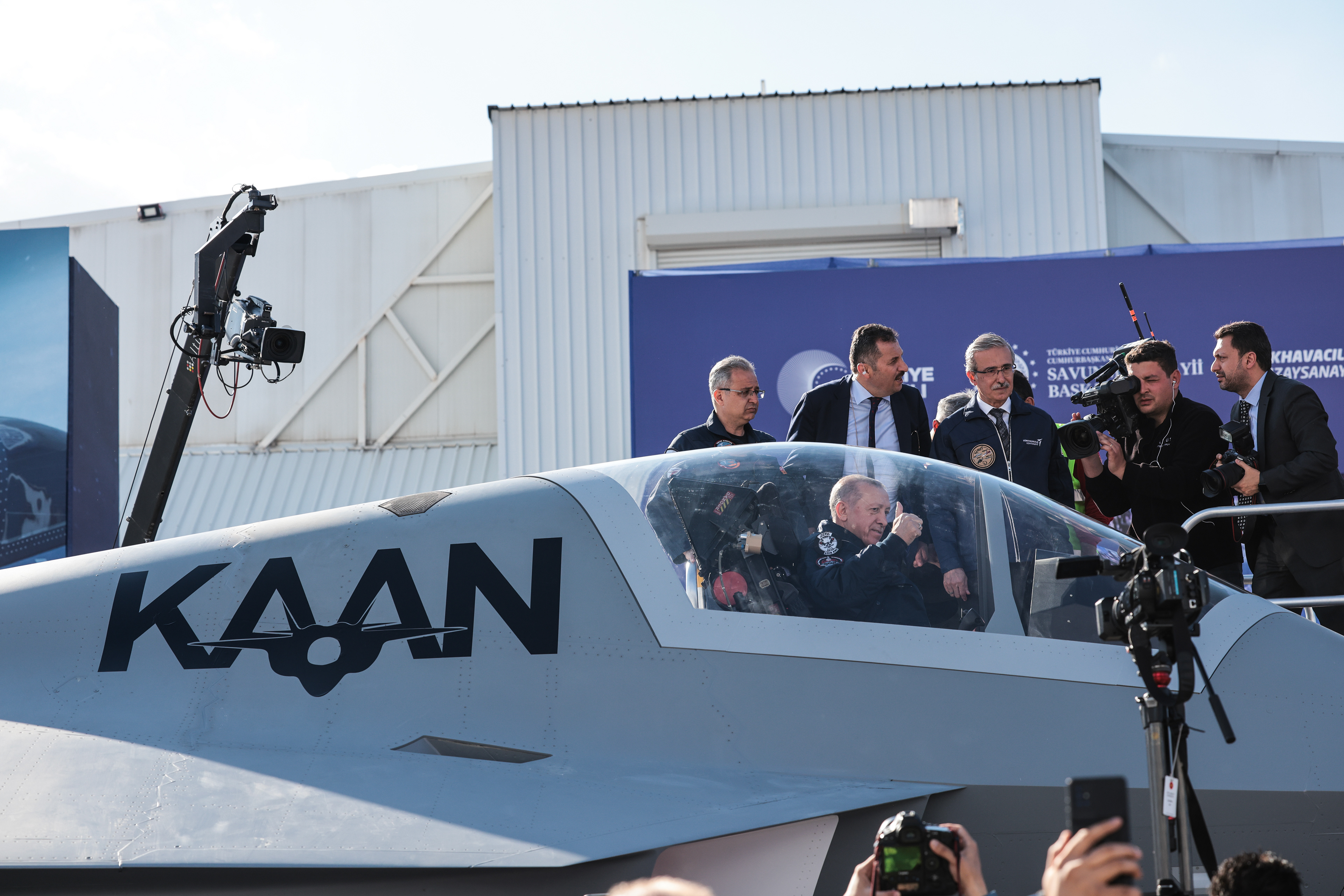 Erdogan sits in the cockpit of Turkey’s first 5th gen fighter , the TF-X from Turkish Aerospace Industries (TAI), 2023