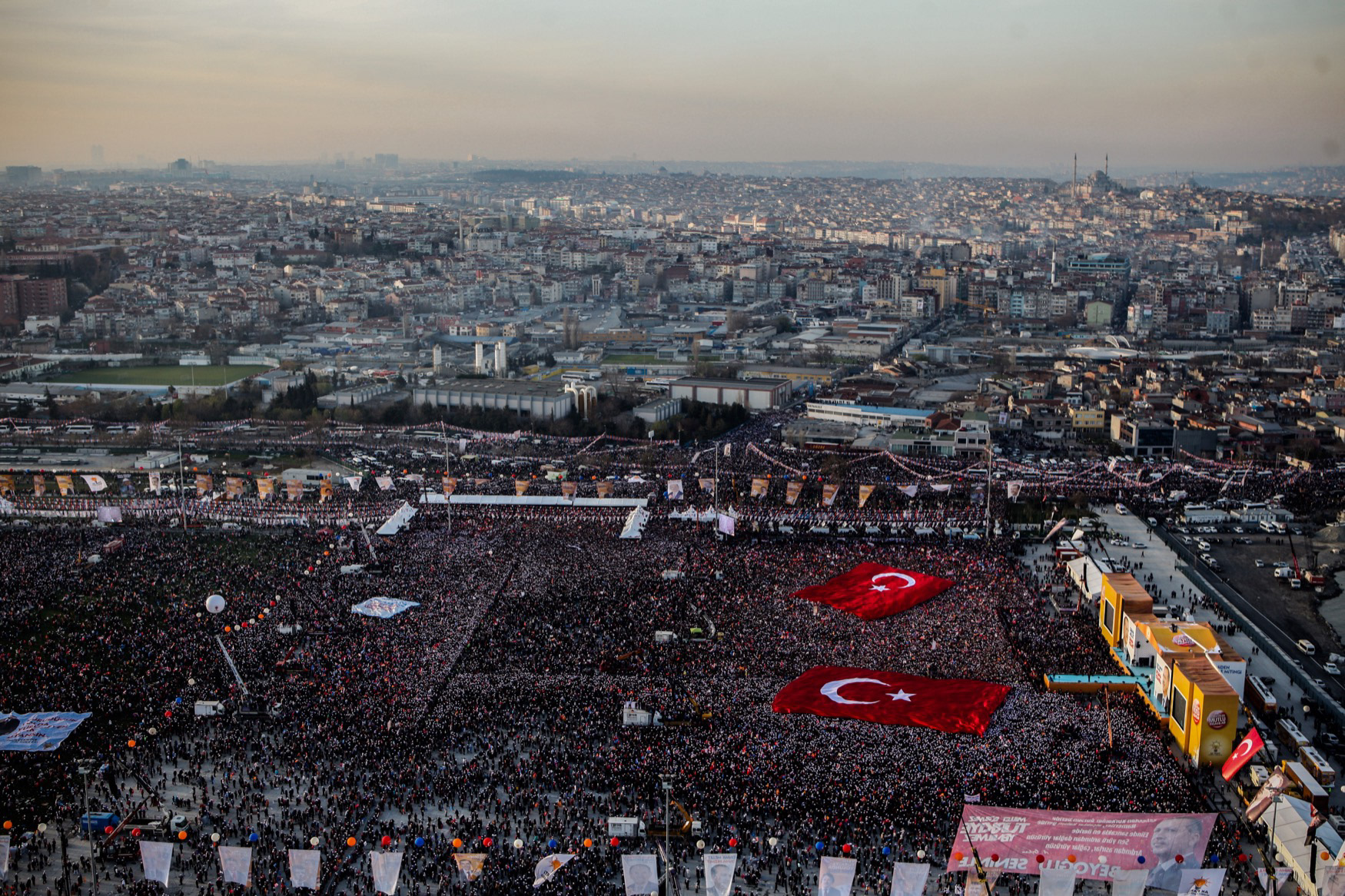 AK Parti mass meeting in Maltepe, İstanbul, 2015