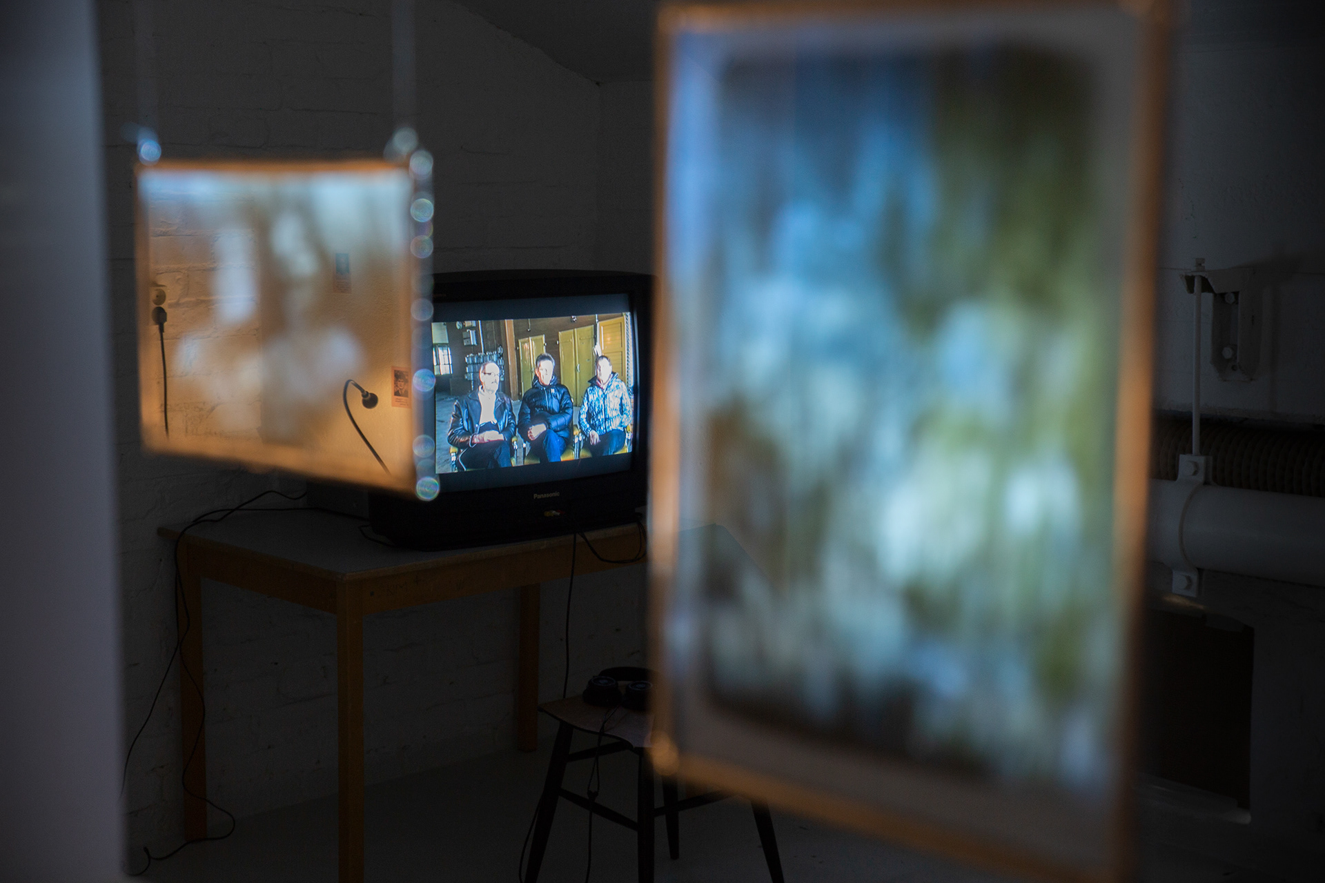 A detail of the exhibition. Interview with the grandchildren of Laura Viljander.