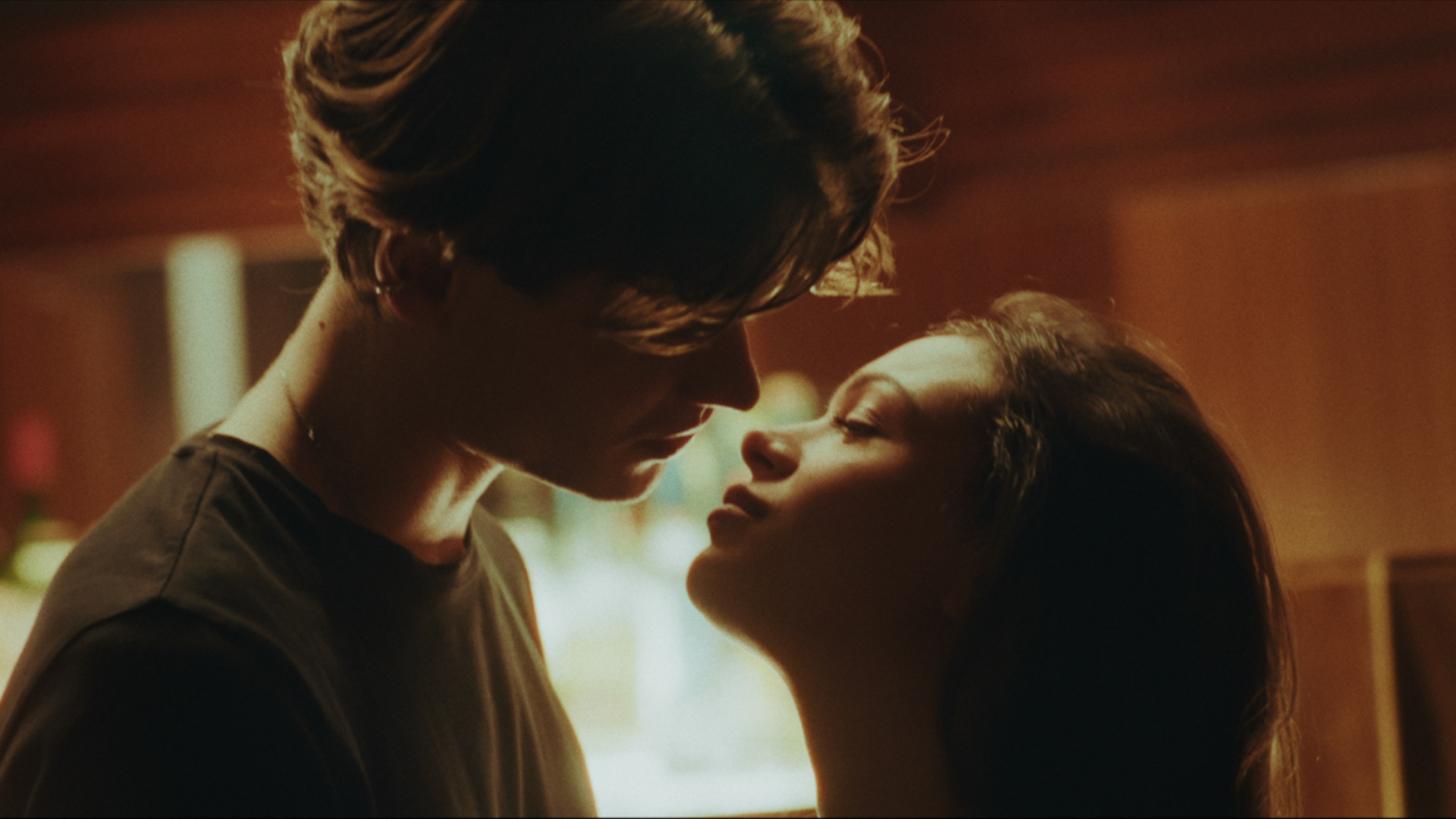 Clip "L'amour c'est quoi ?"