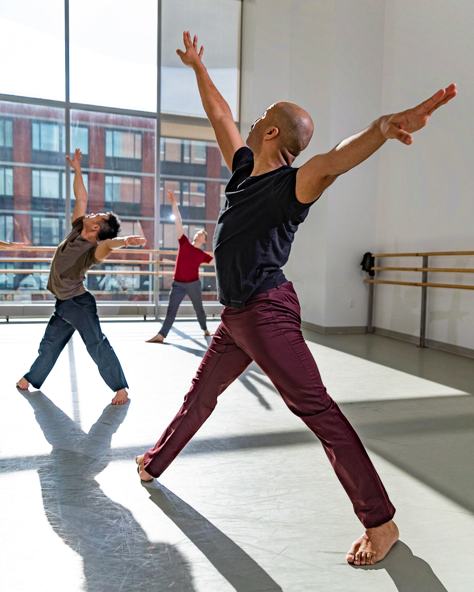 Daniel Gwirtzman Dance Company in Plasma Field at Alvin Ailey Studios, NYC. Choreography by Daniel Gwirtzman.
