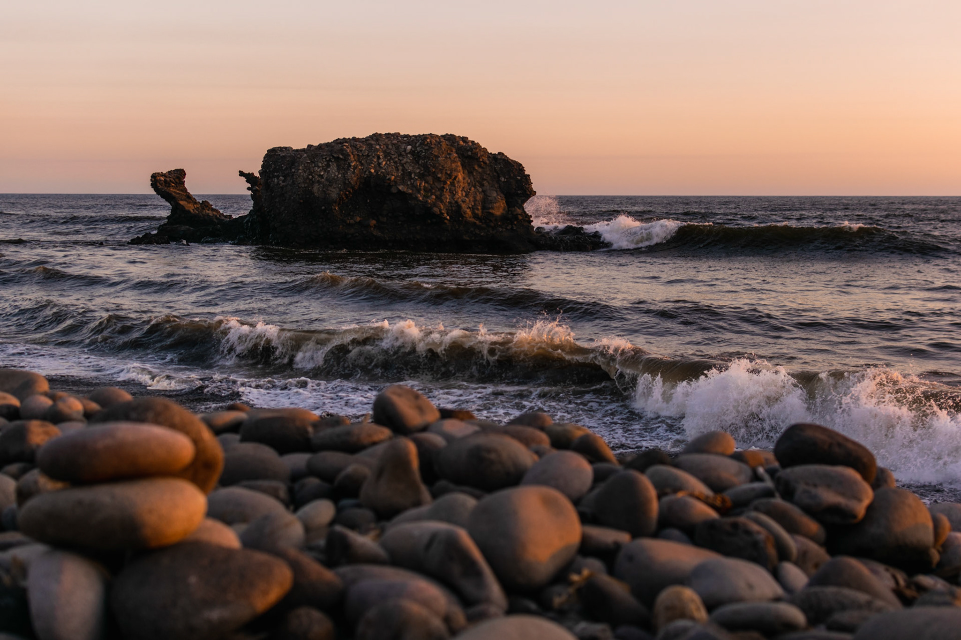 We watched the sunset on the beach